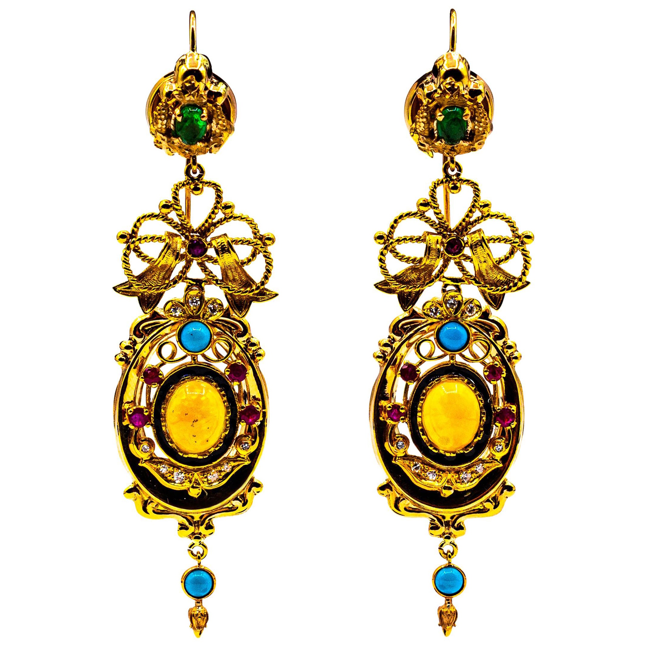 Orecchini in oro giallo in stile Art Deco con diamante bianco, smeraldo, rubino, opale e turchese in vendita
