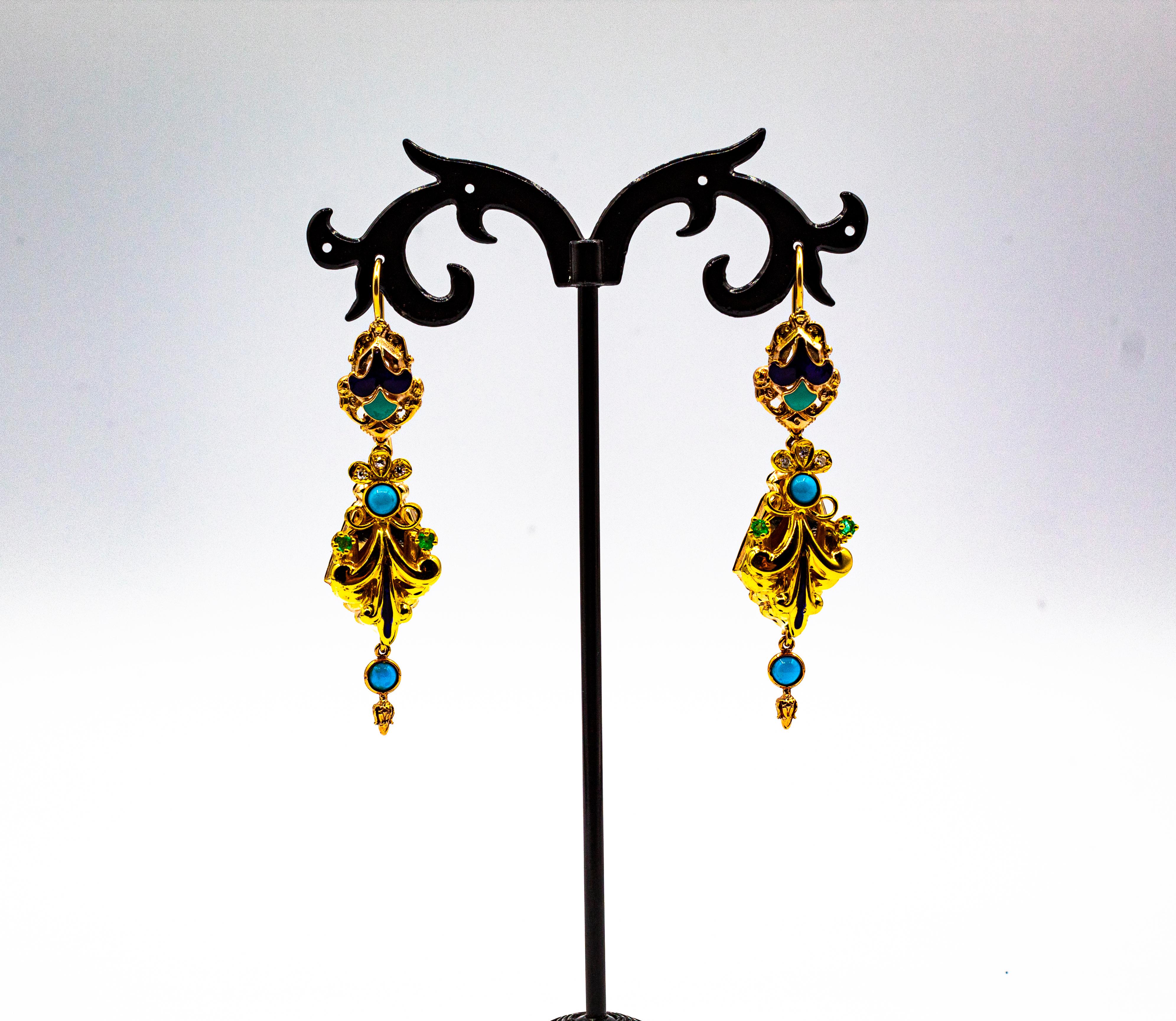 Boucles d'oreilles en goutte de style Art déco en or jaune avec diamants blancs, émeraudes et émail en vente 1