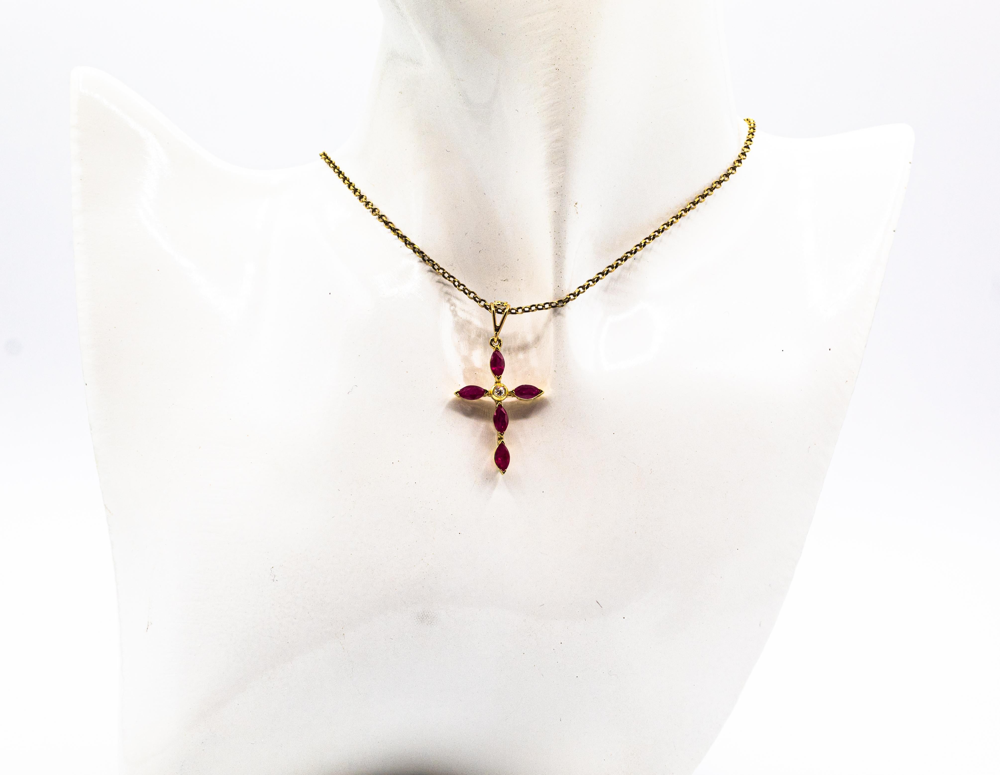 Pendentif « Rose » de style Art Déco en or jaune avec diamants blancs et rubis taille marquise en vente 1