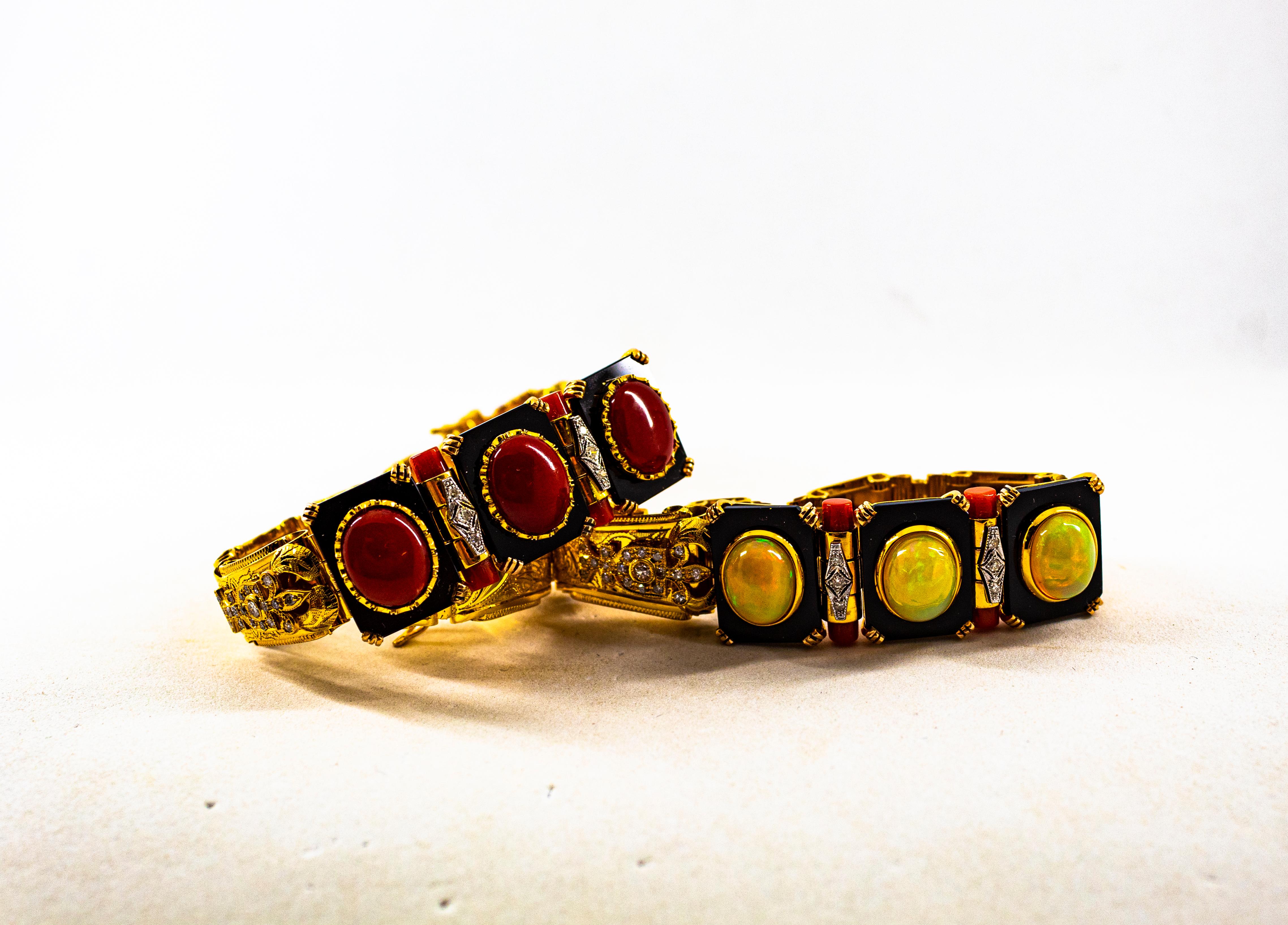 Bracelet en or jaune, style Art Déco, diamant blanc, corail rouge méditerranéen, onyx Neuf - En vente à Naples, IT