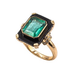 Art Deco Style White Diamond Octagon Cut Emerald Onyx Yellow Gold Cocktail Ring