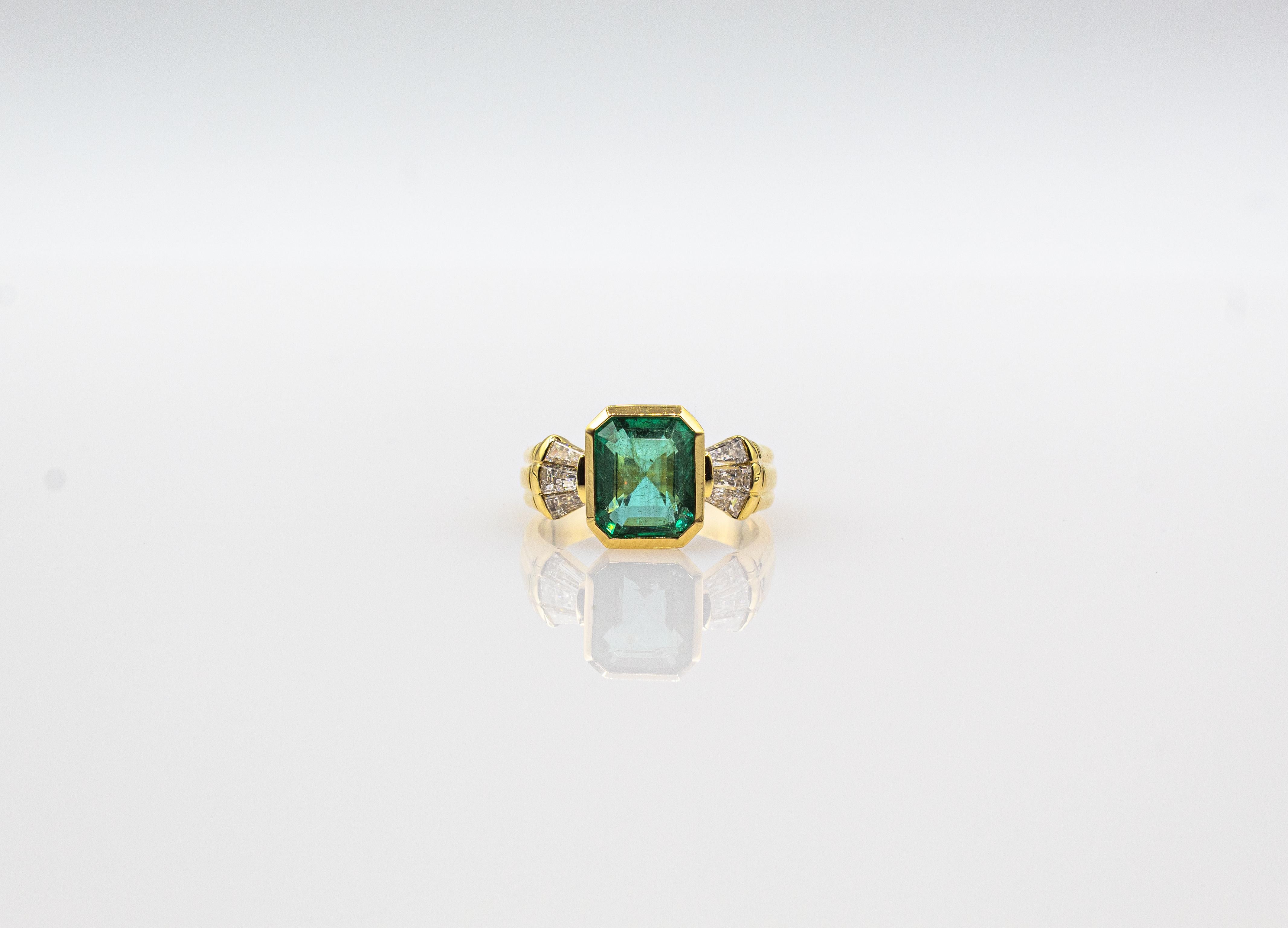 Art Deco Style White Diamond Octagon Cut Emerald Yellow Gold Cocktail Ring 8