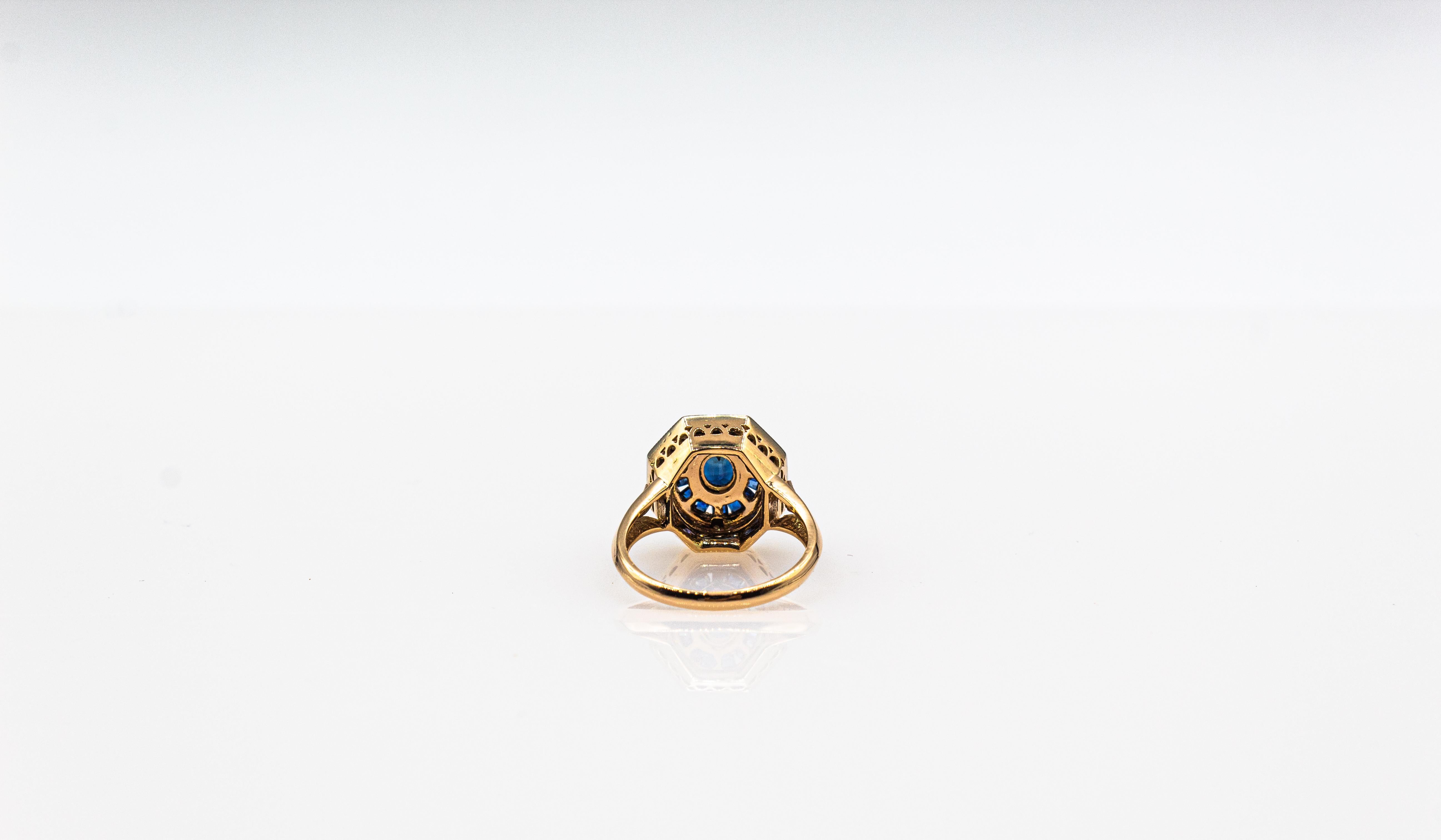 Bague cocktail de style Art déco en or jaune avec diamants blancs et saphirs bleus taille ovale en vente 7