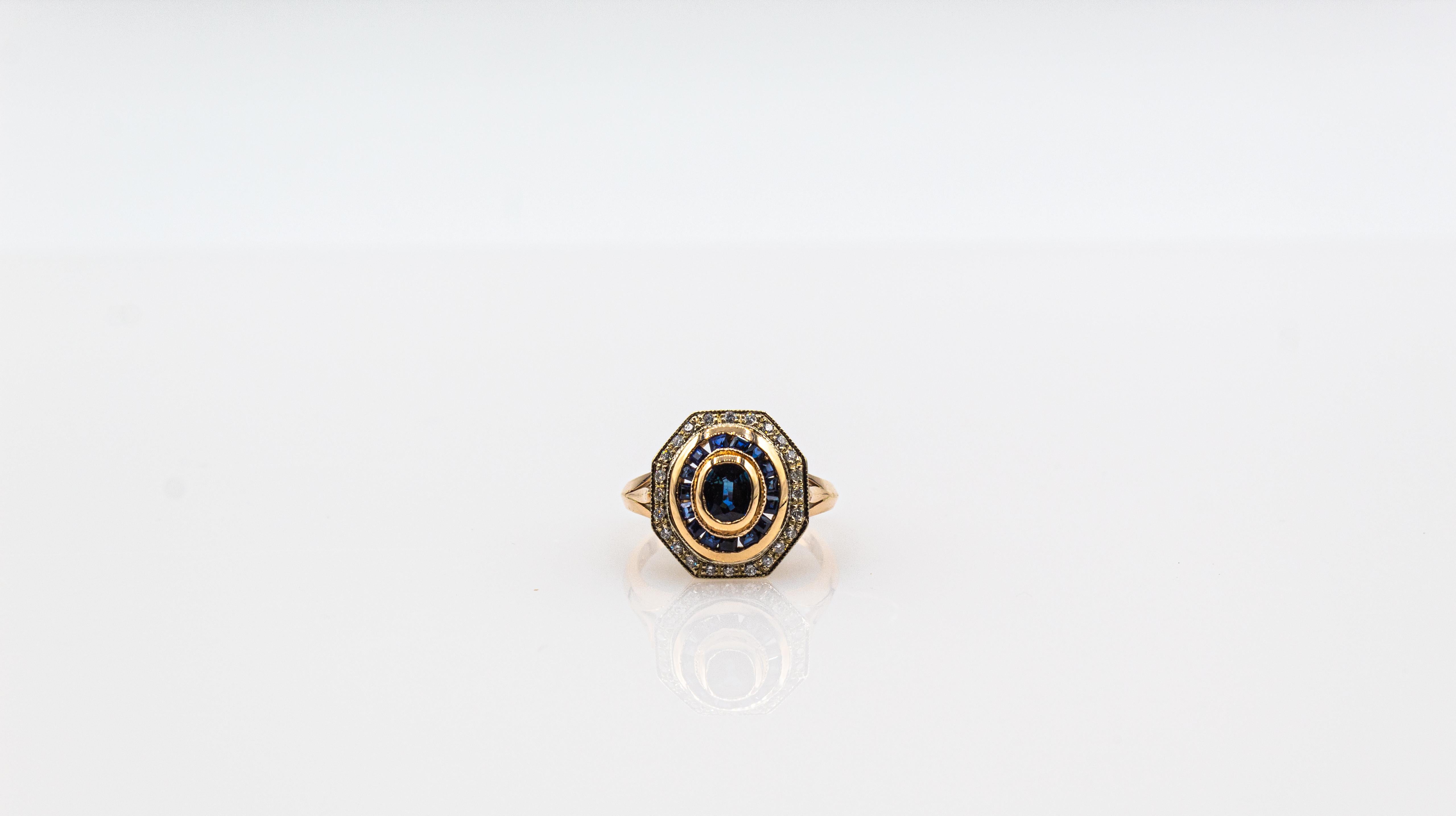 Bague cocktail de style Art déco en or jaune avec diamants blancs et saphirs bleus taille ovale en vente 3