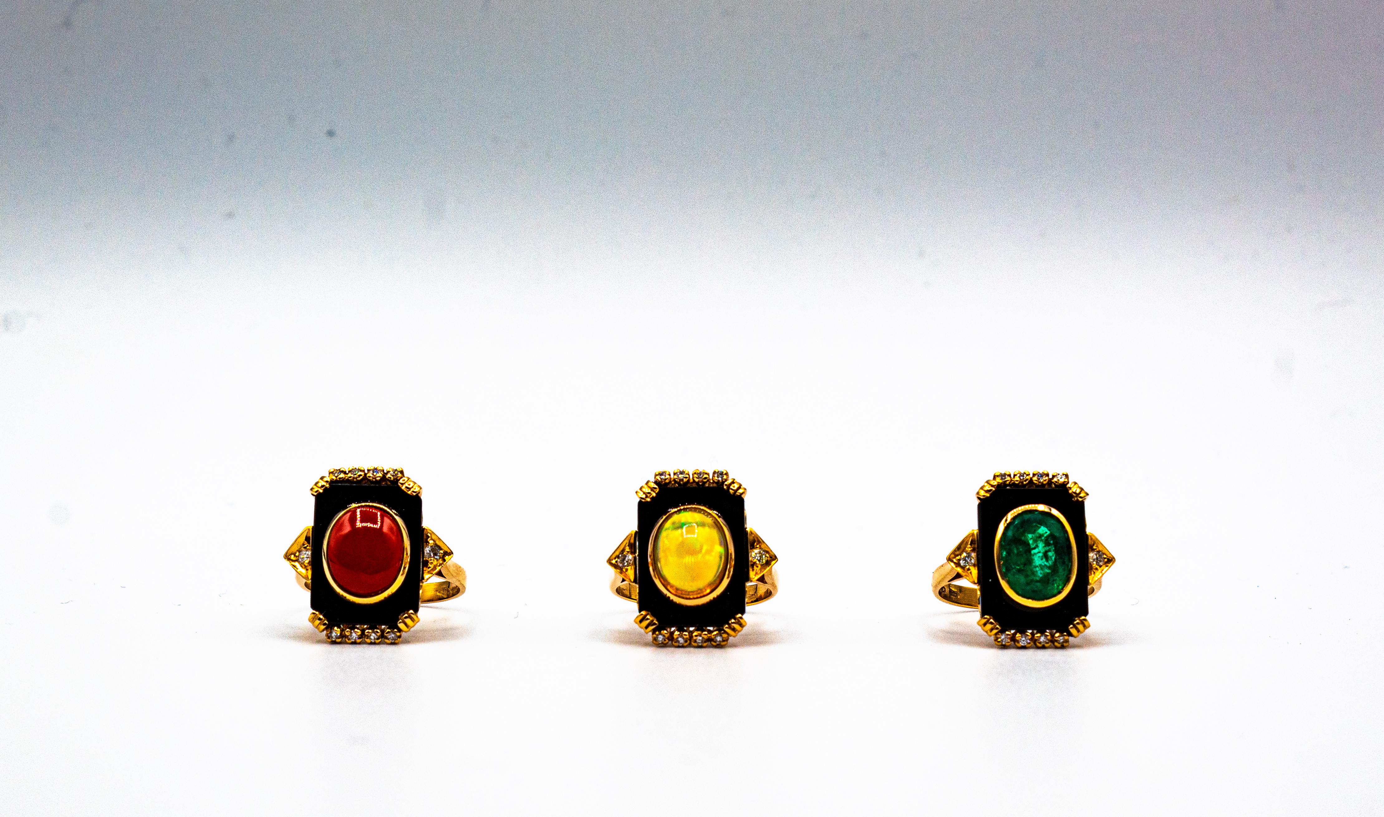 Brilliant Cut Art Deco Style White Diamond Oval Cut Emerald Onyx Yellow Gold Cocktail Ring