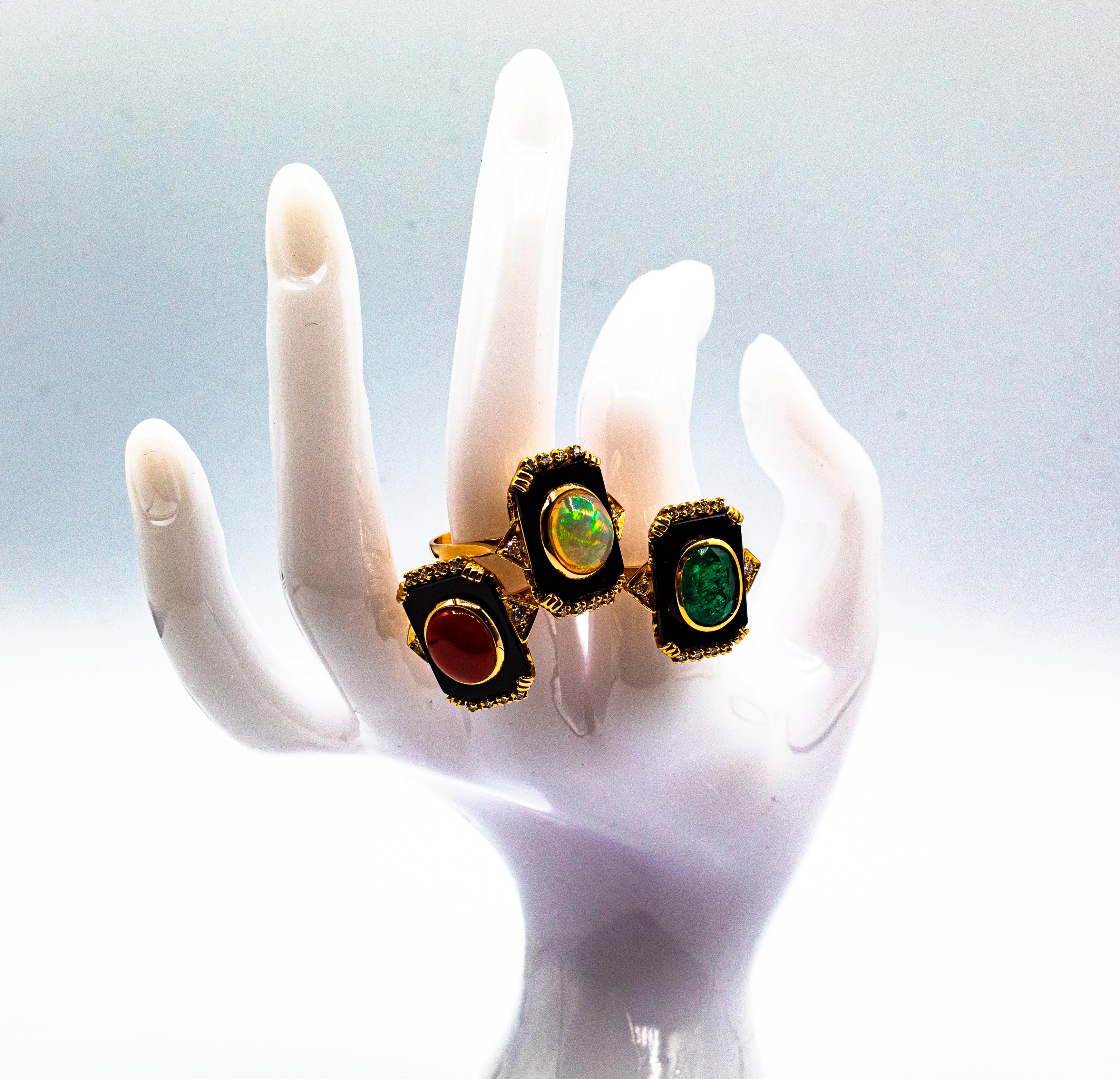Art Deco Style White Diamond Oval Cut Emerald Onyx Yellow Gold Cocktail Ring In New Condition In Naples, IT
