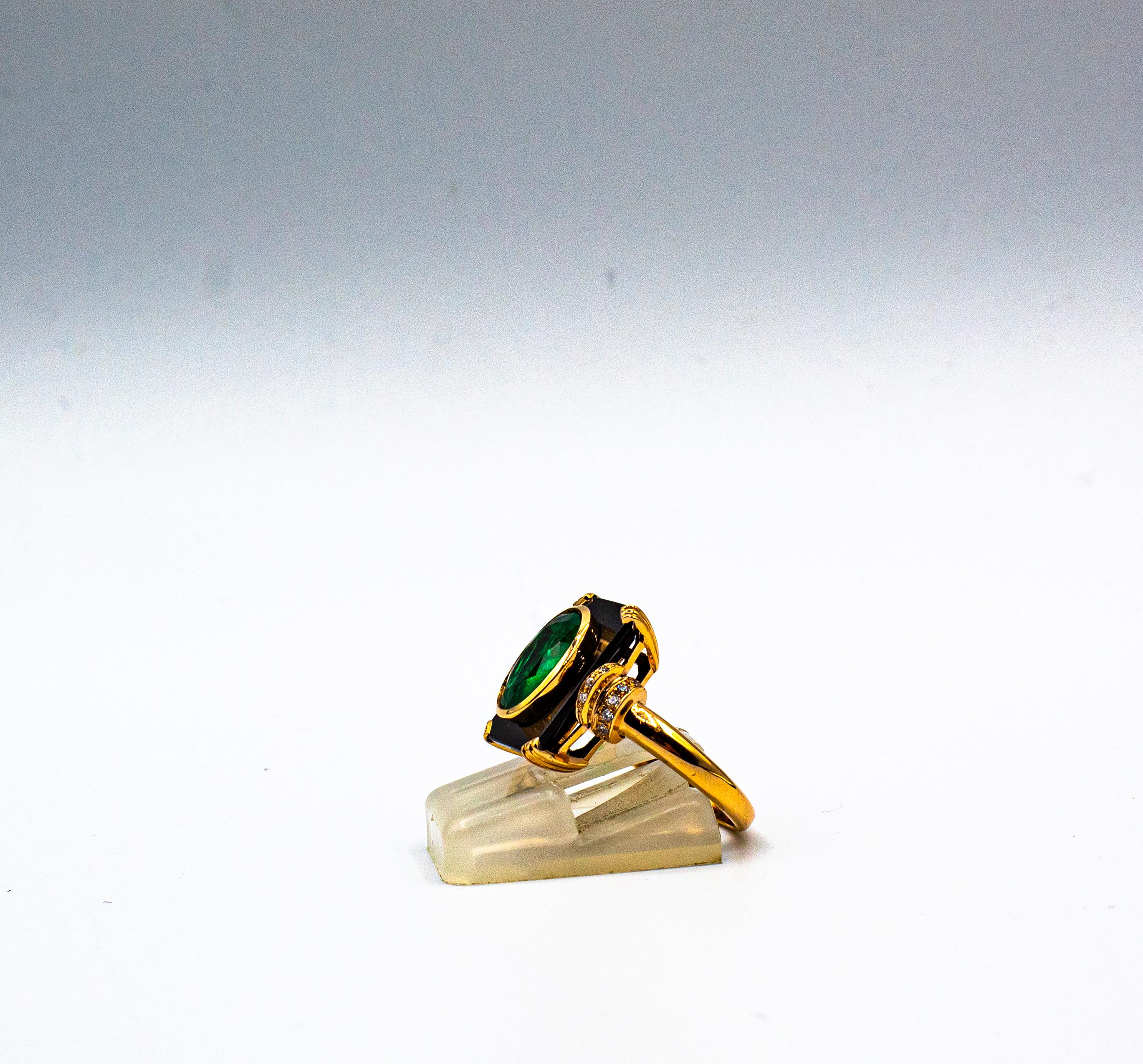 Anello da cocktail in oro giallo con diamante bianco taglio ovale e smeraldo onice in stile Art Deco 1