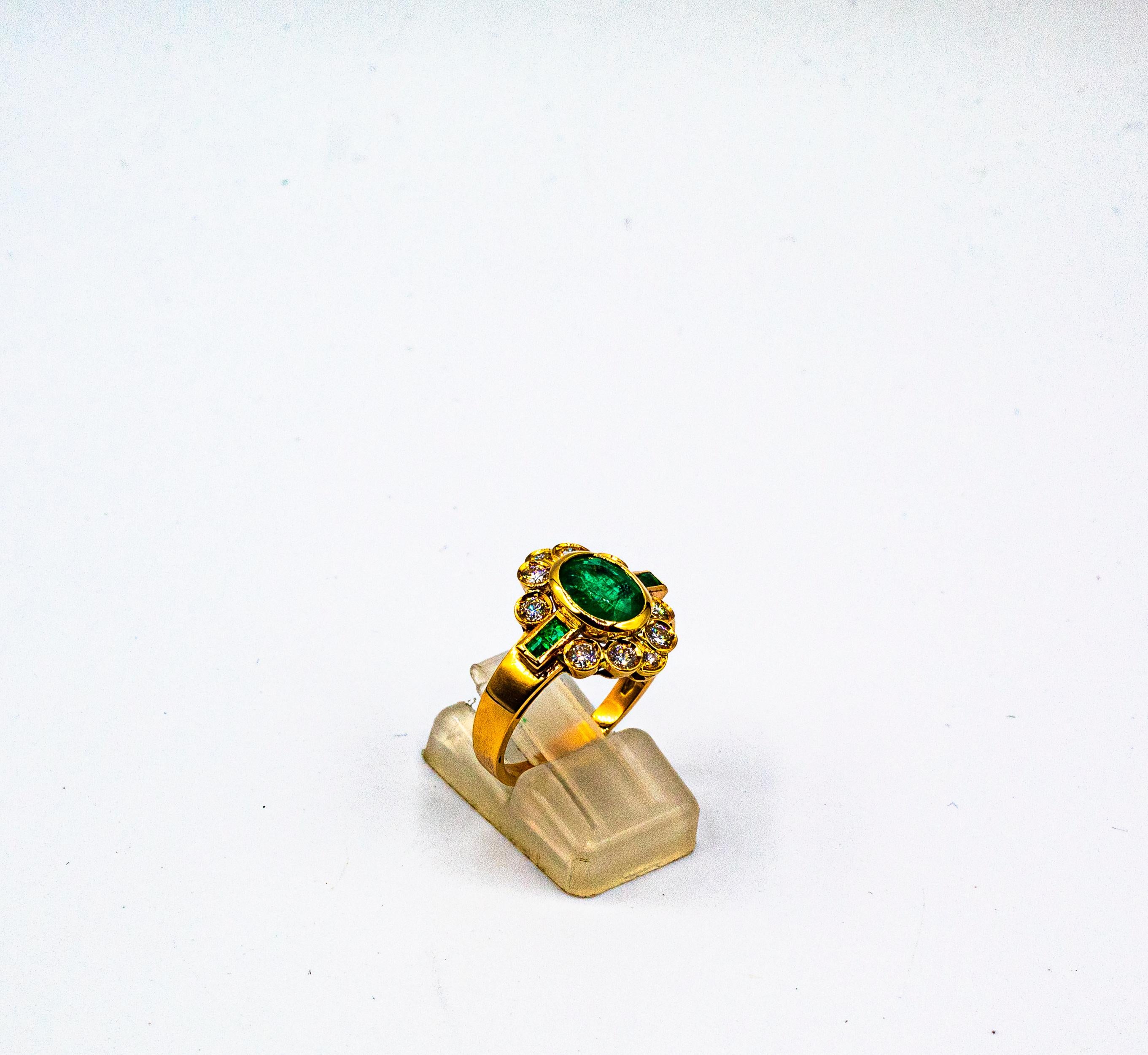 Bague de cocktail en or jaune, diamant blanc, taille ovale et émeraude, style Art Déco en vente 1