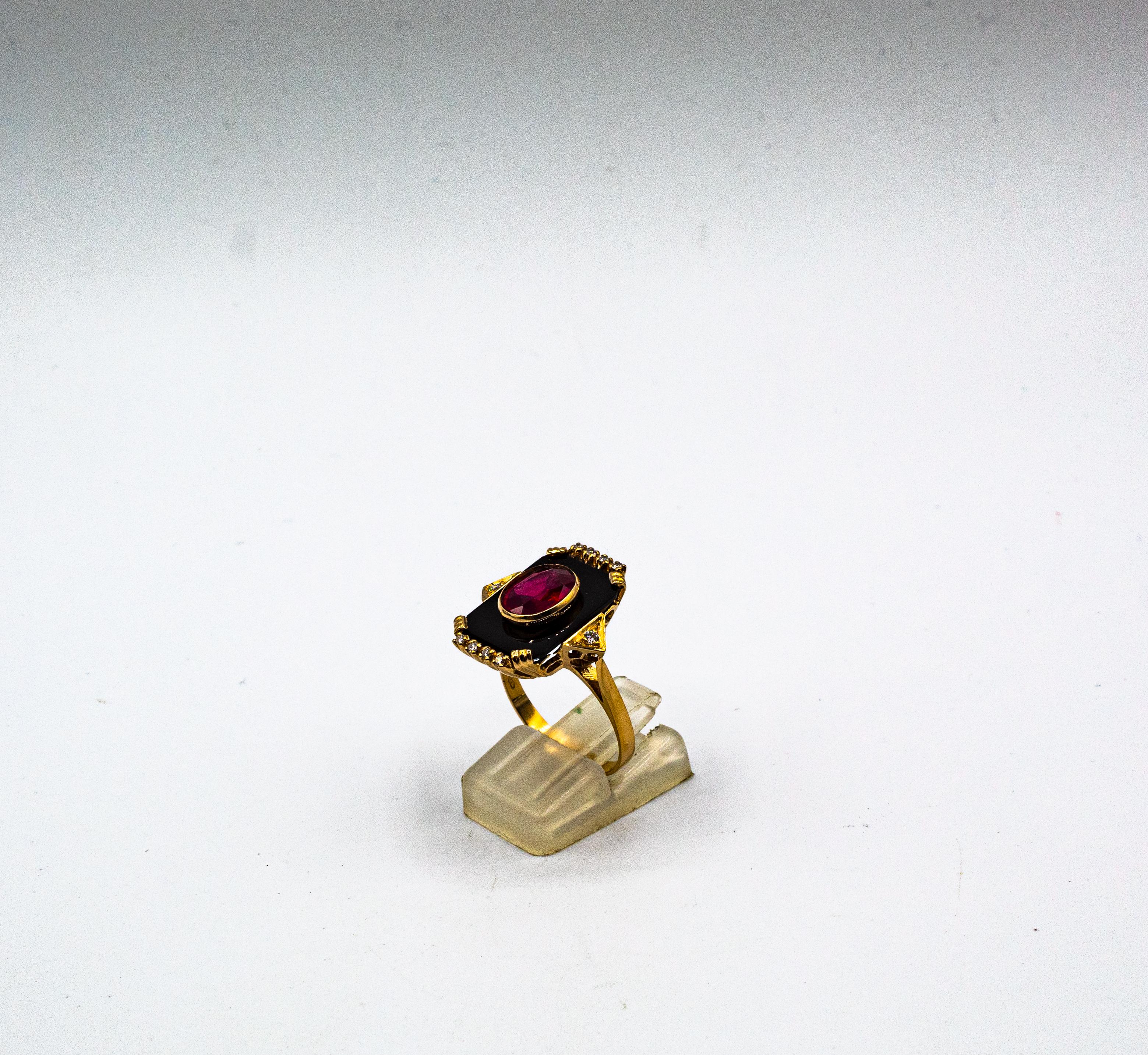 Brilliant Cut Art Deco Style White Diamond Oval Cut Ruby Onyx Yellow Gold Cocktail Ring