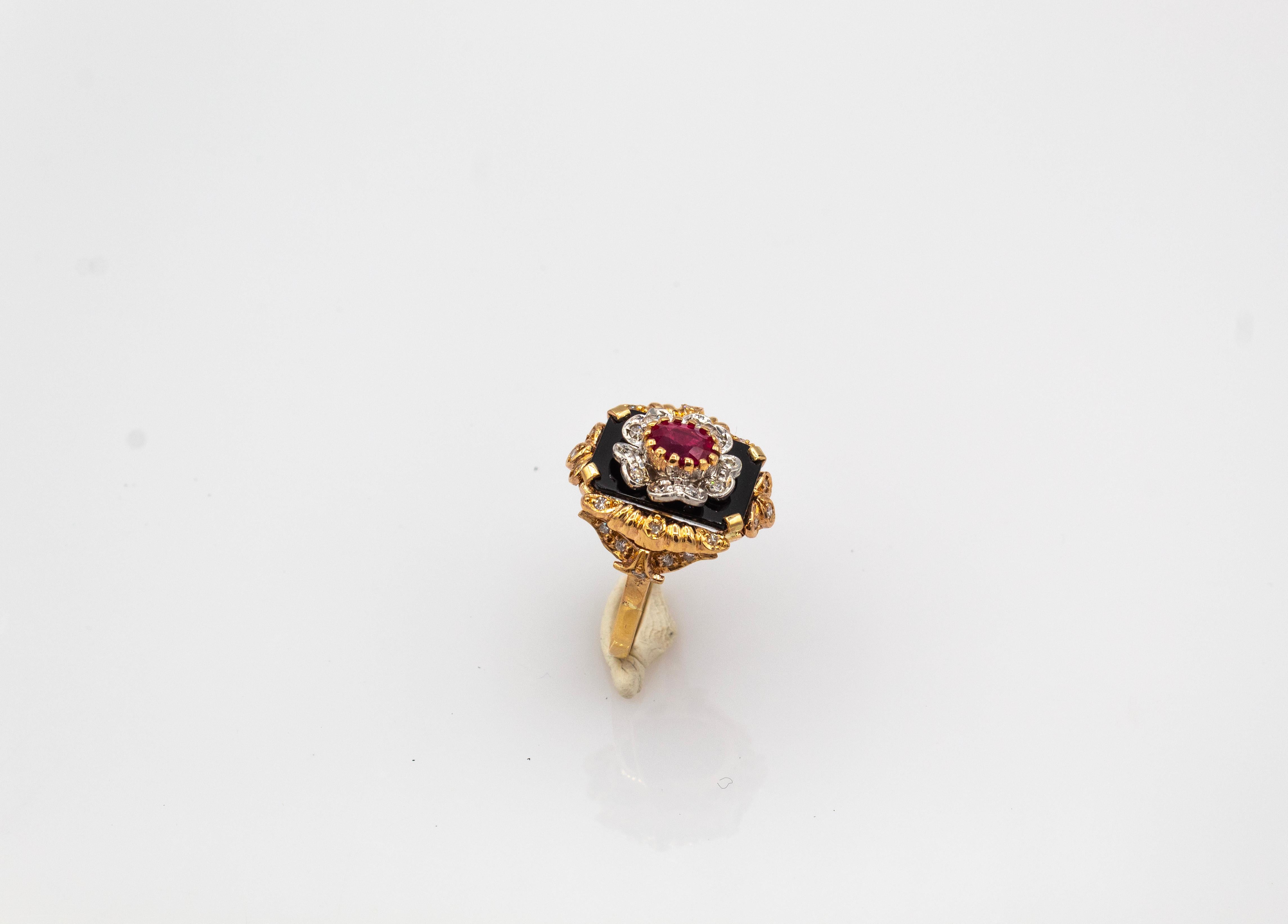 Women's or Men's Art Deco Style White Diamond Oval Cut Ruby Onyx Yellow Gold Cocktail Ring For Sale