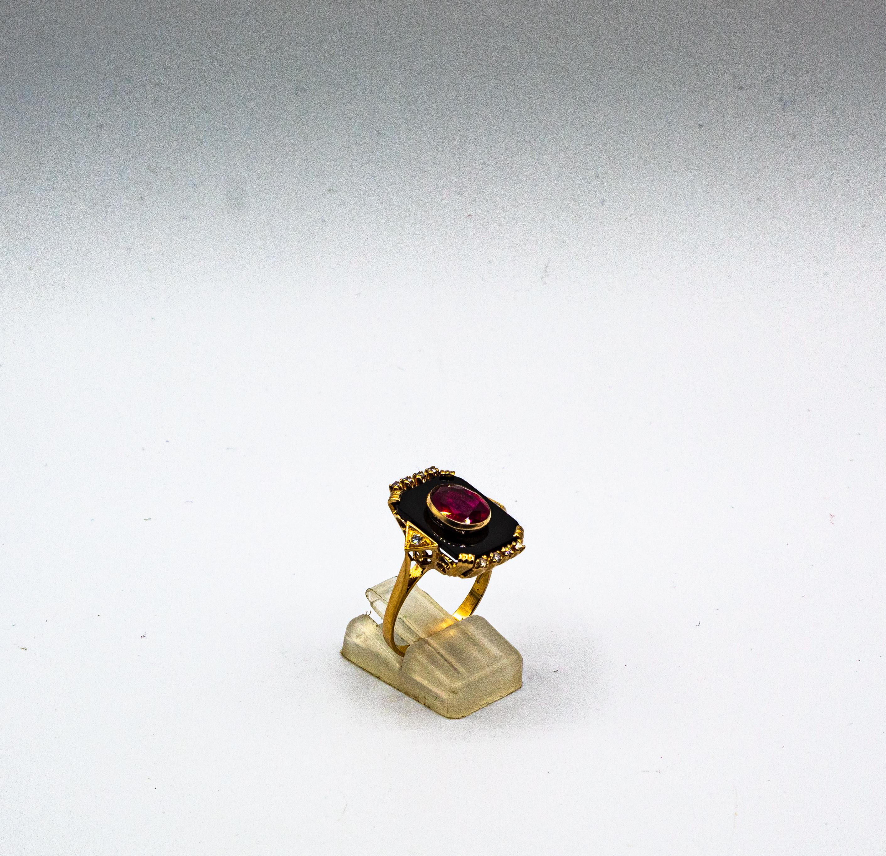 da uomo o donna Anello da cocktail in oro giallo con diamante bianco e taglio ovale di rubino e onice in stile Art Deco in vendita