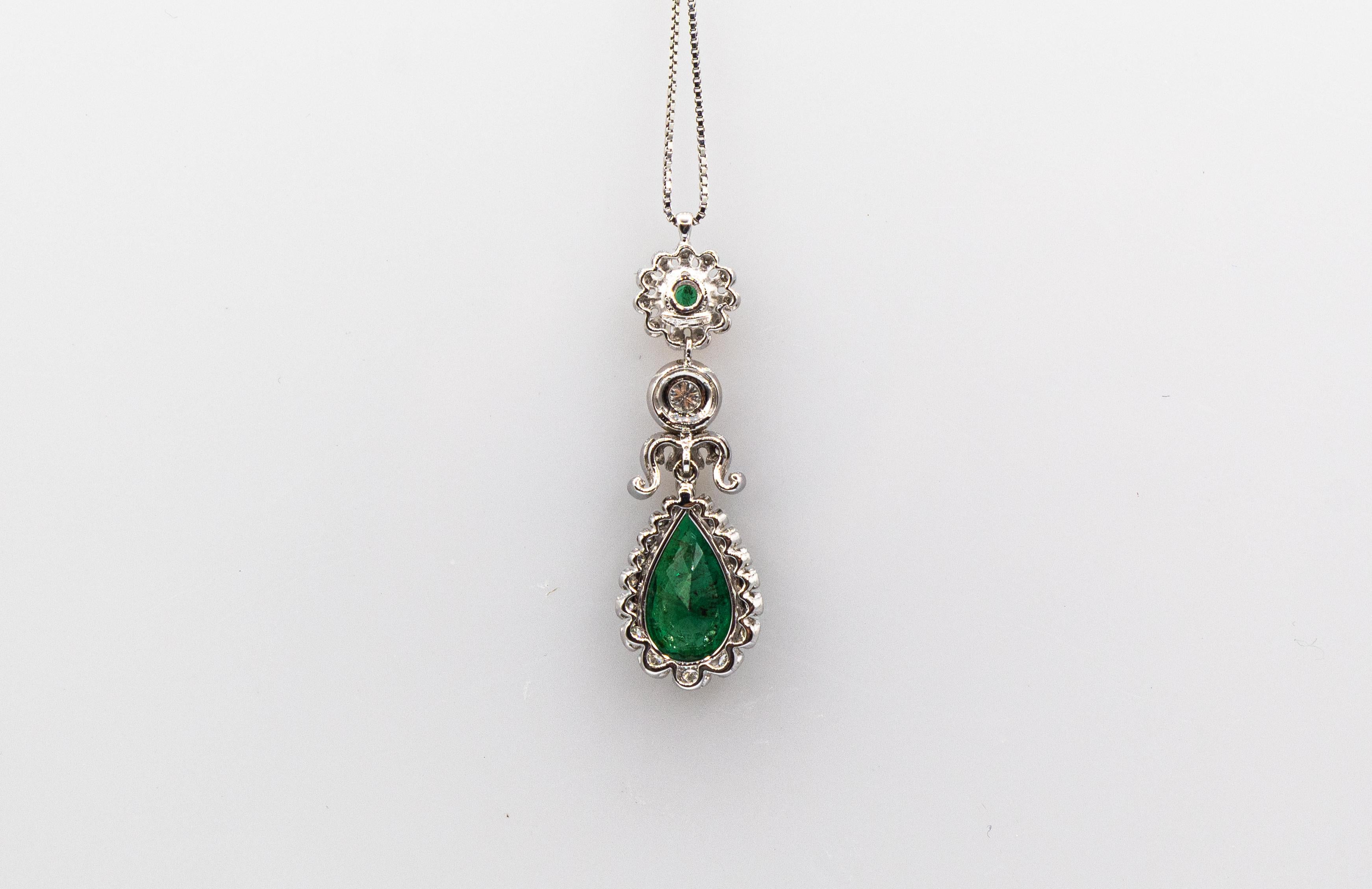 Art Deco Style White Diamond Pear Cut Emerald White Gold Pendant Necklace For Sale 2