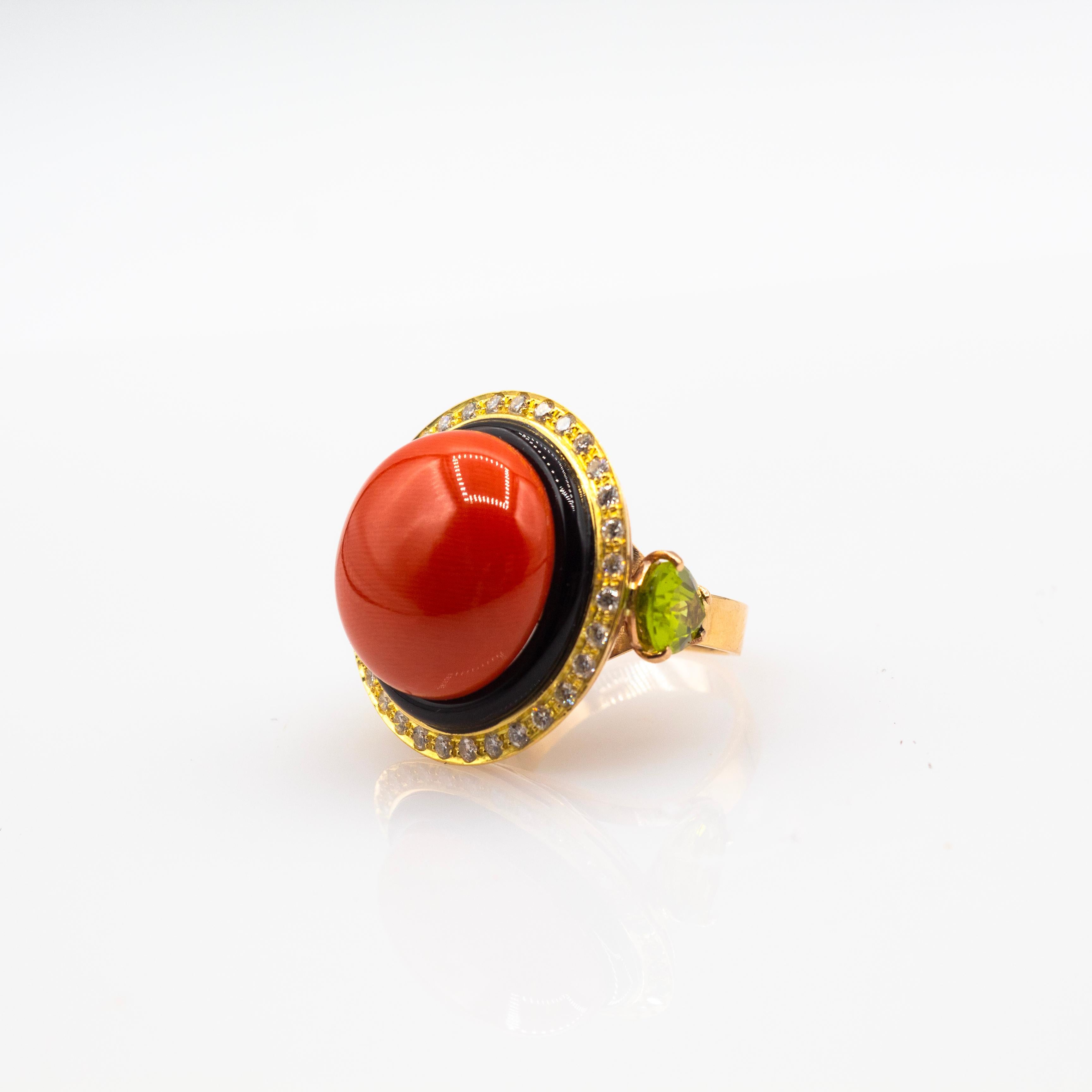Art Deco Style White Diamond Red Coral Peridot Onyx Yellow Gold Cocktail Ring 3