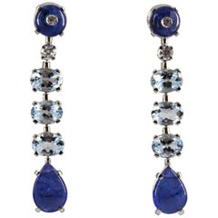 Clips d'oreilles en or blanc de style Art déco avec tanzanite, aigue-marine et diamants blancs