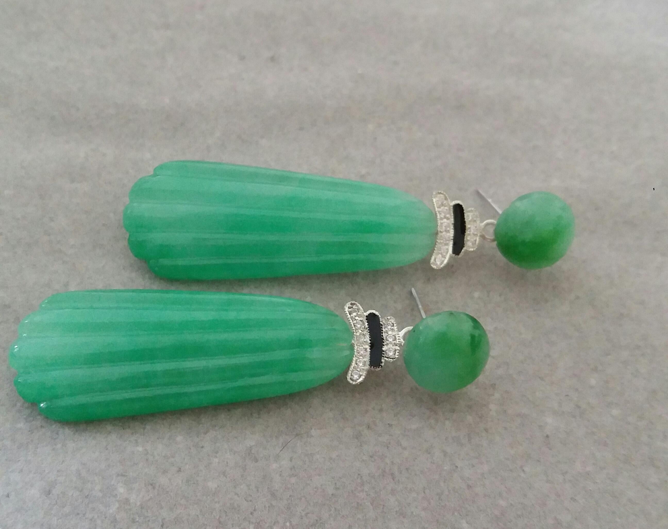 Art Deco Style White Gold Diamonds Black Enamel Carved Burma Jade Drop Earrings In Good Condition For Sale In Bangkok, TH