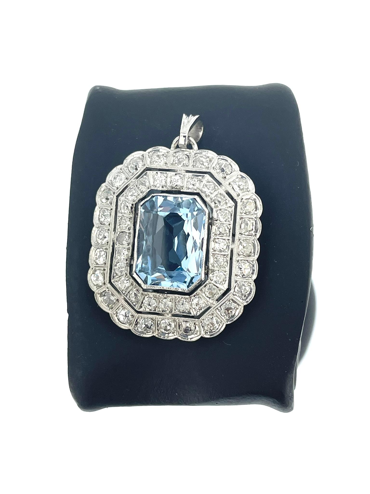Pendentif de style Art déco en or blanc avec spinelle bleue et diamants en vente 1