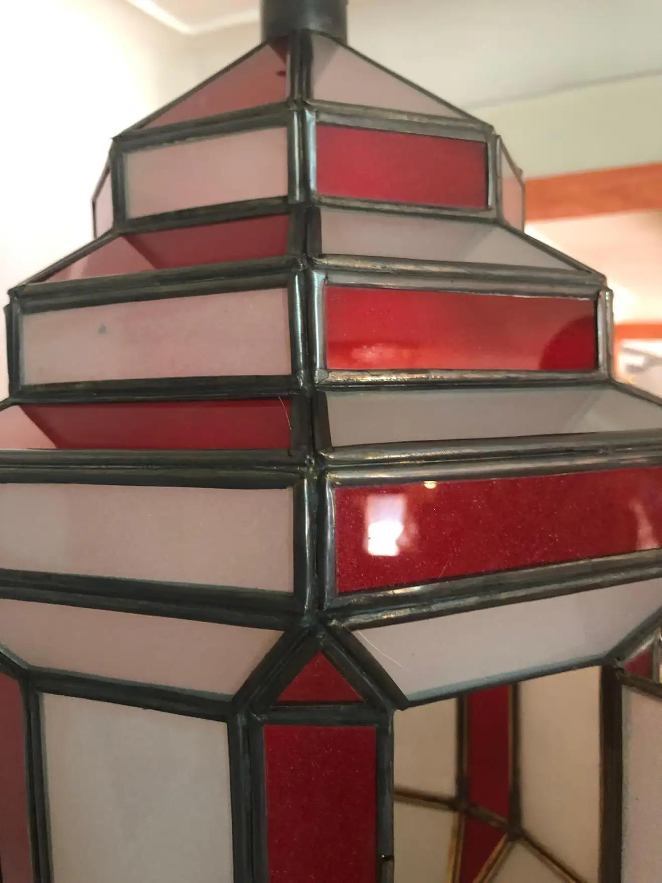 Lampadario, pendente o lanterna in vetro bianco latte e rosso in stile Art Déco in vendita 9