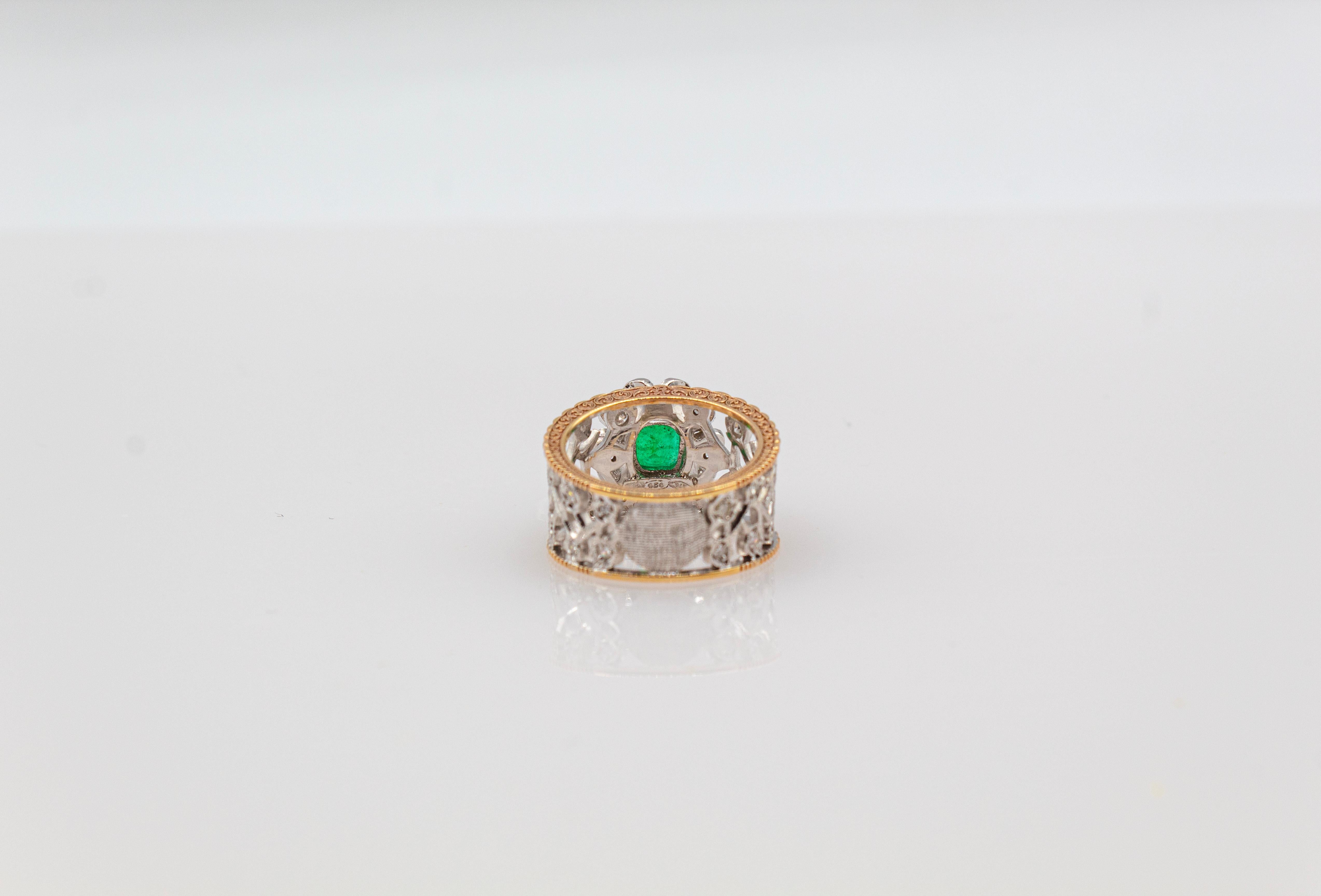 Art Deco Style White Modern Round Cut Diamond Emerald Yellow Gold Band Ring For Sale 11