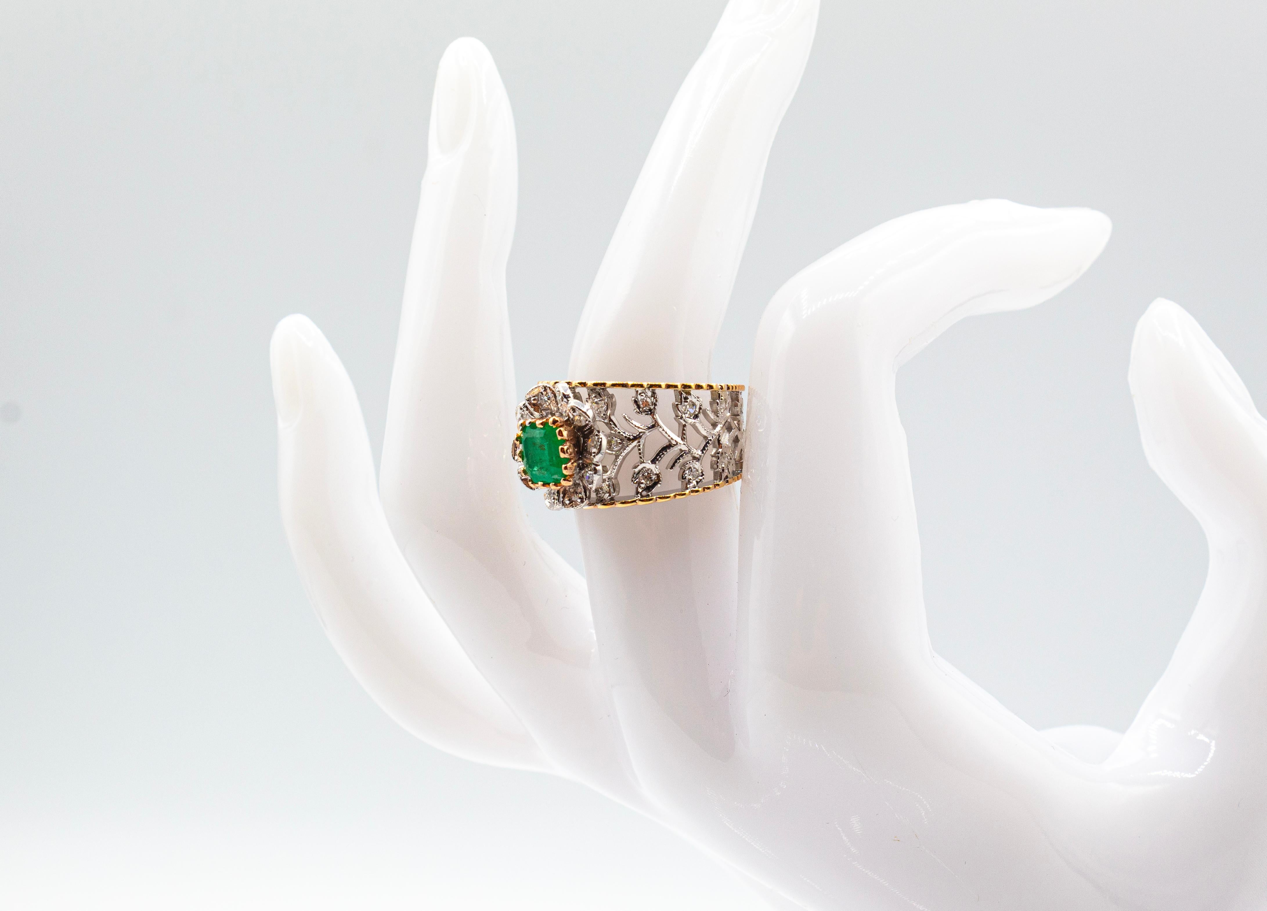 Art Deco Style White Modern Round Cut Diamond Emerald Yellow Gold Band Ring For Sale 14