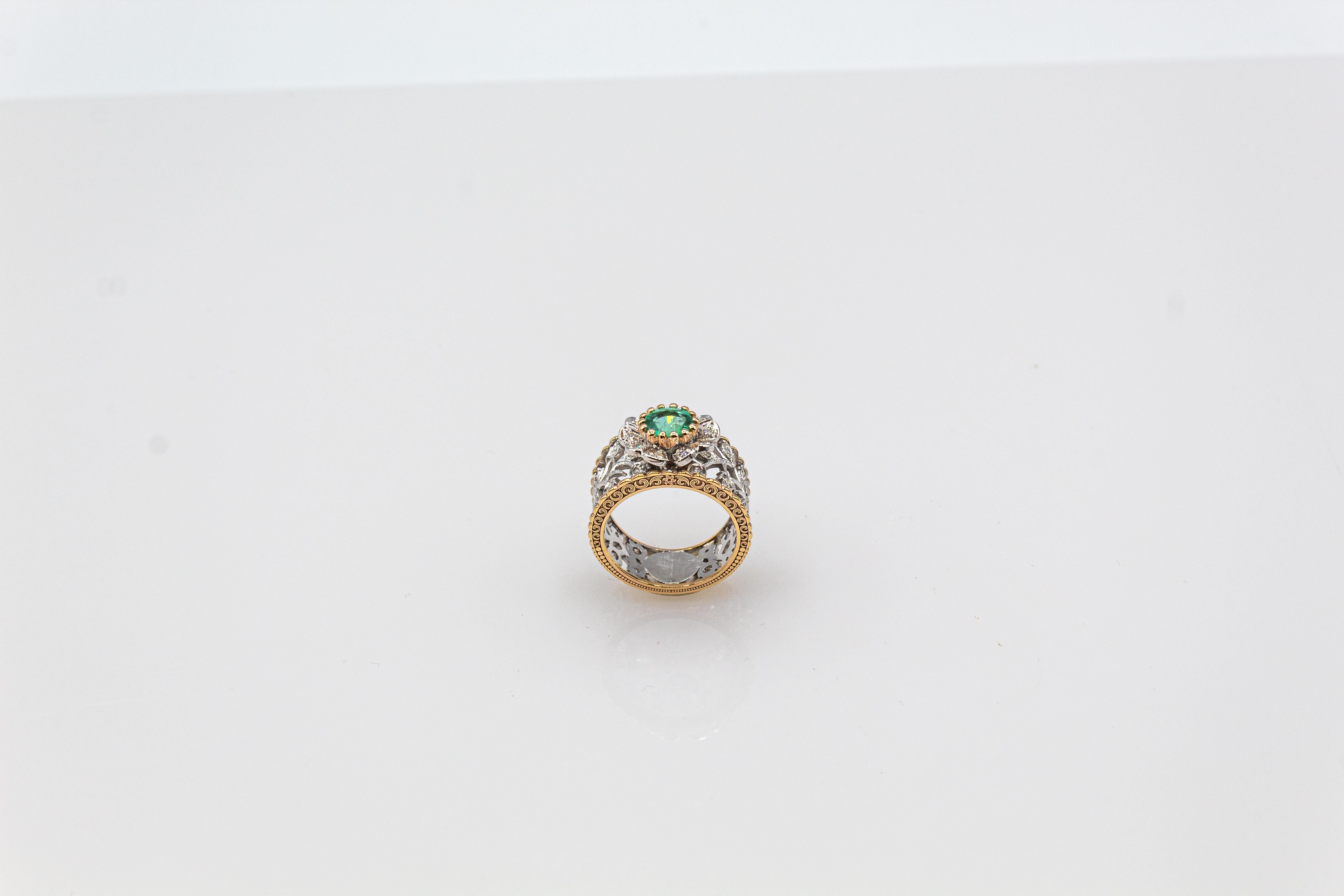 Art Deco Style White Modern Round Cut Diamond Emerald Yellow Gold Band Ring For Sale 2