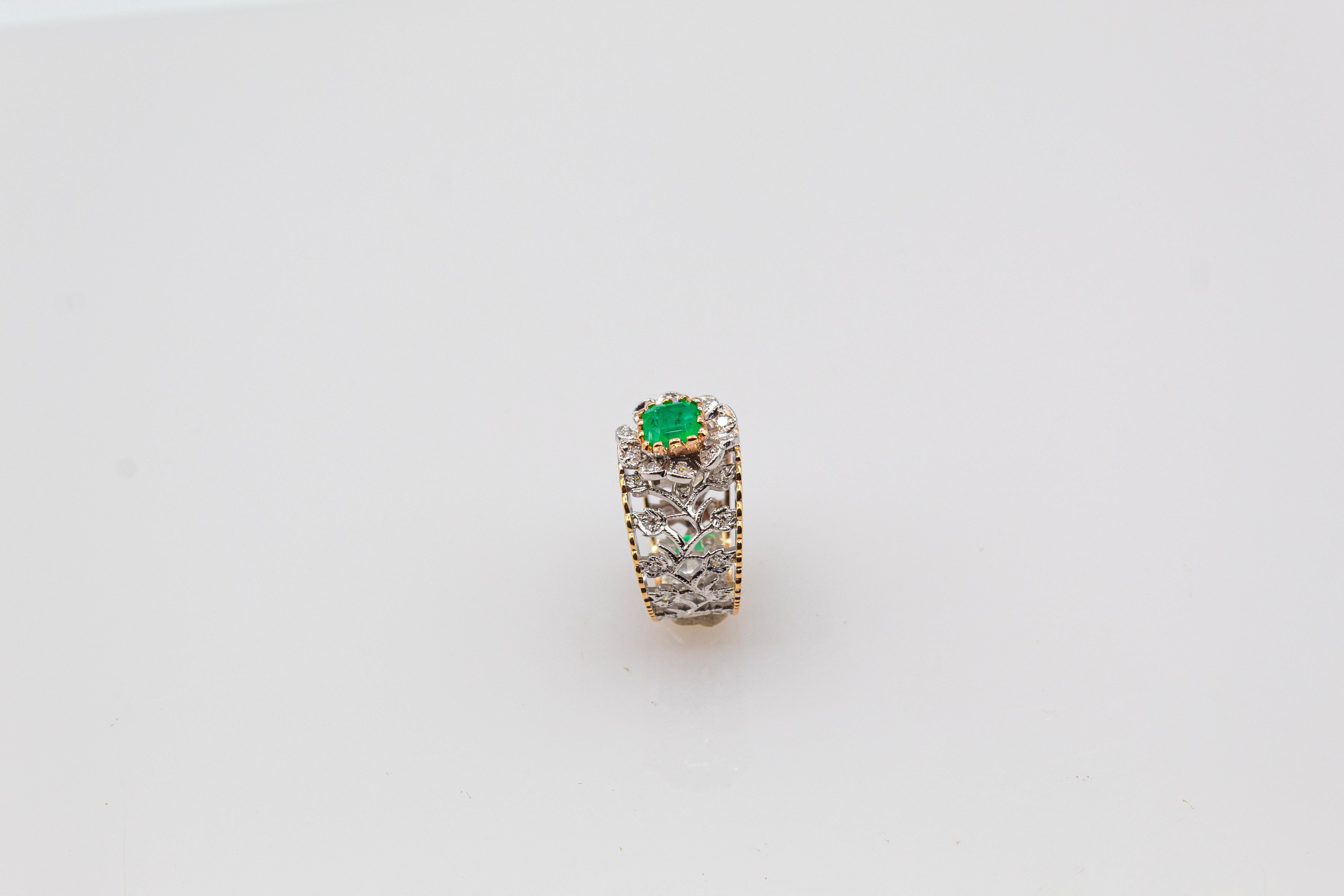 Bandring im Art-déco-Stil, Weißer moderner weißer Diamant im Rundschliff, Smaragd, Gelbgold im Angebot 3