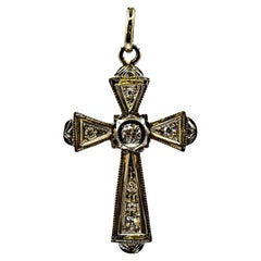 Art Deco Style White Old European Cut Diamond White Gold Cross Pendant Necklace