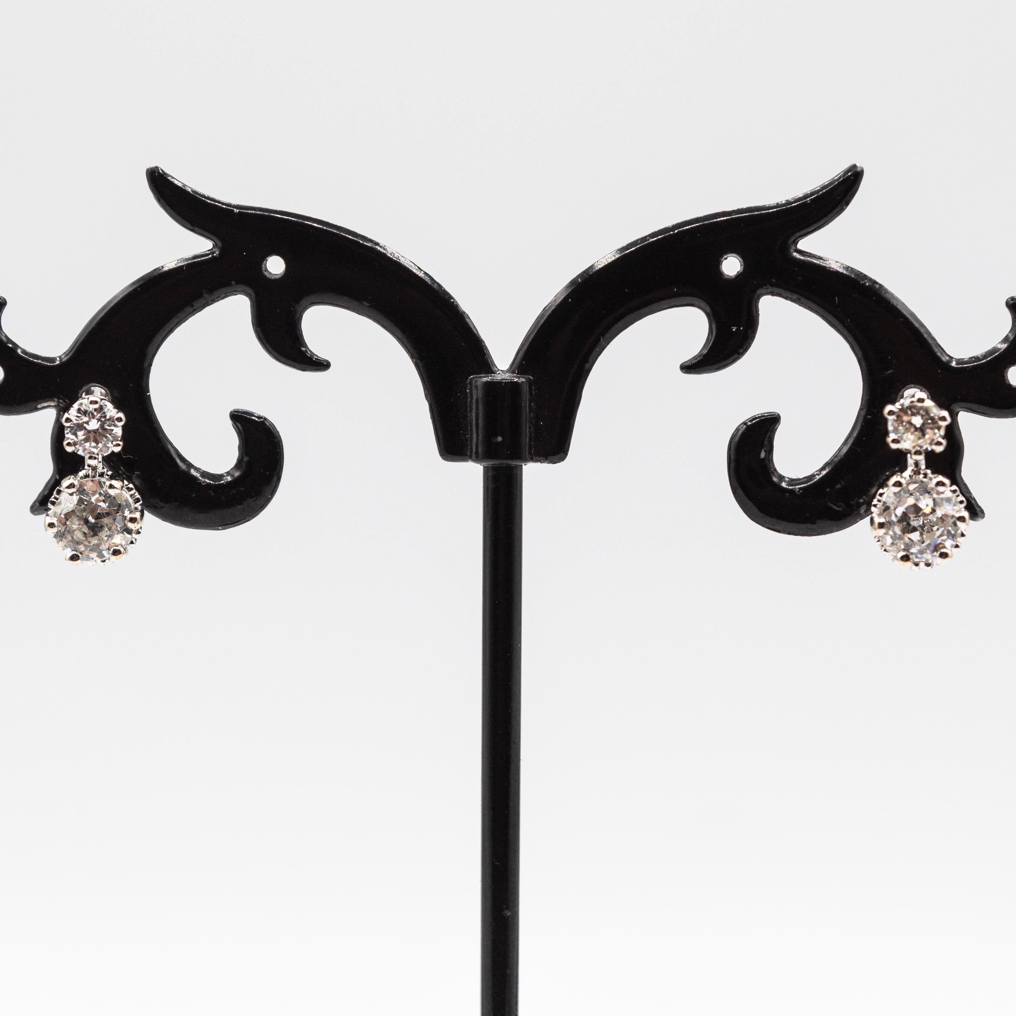 Women's or Men's Art Deco Style White Old European Cut Diamond White Gold Lever-Back Earrings For Sale
