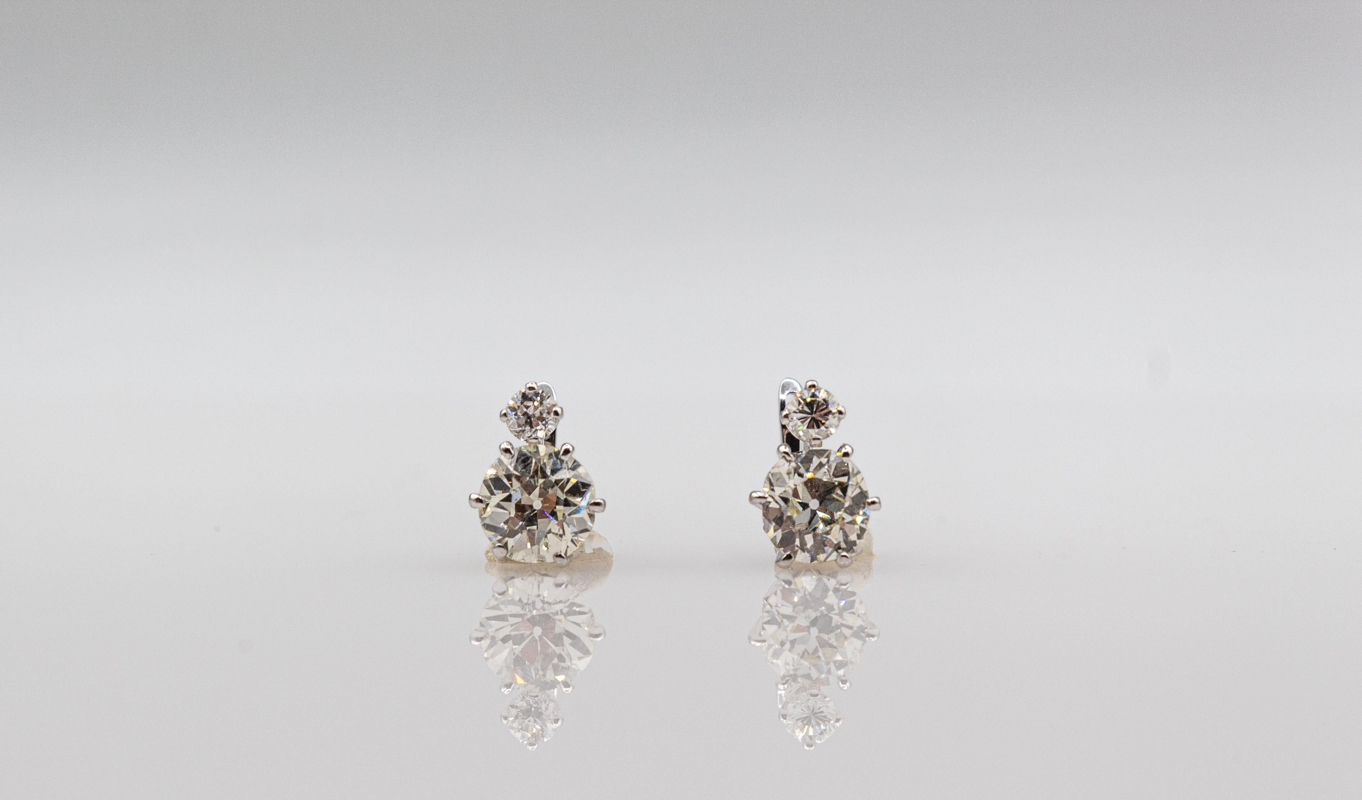 Boucles d'oreilles à levier de style Art déco en or blanc et diamants blancs de taille européenne ancienne Unisexe en vente