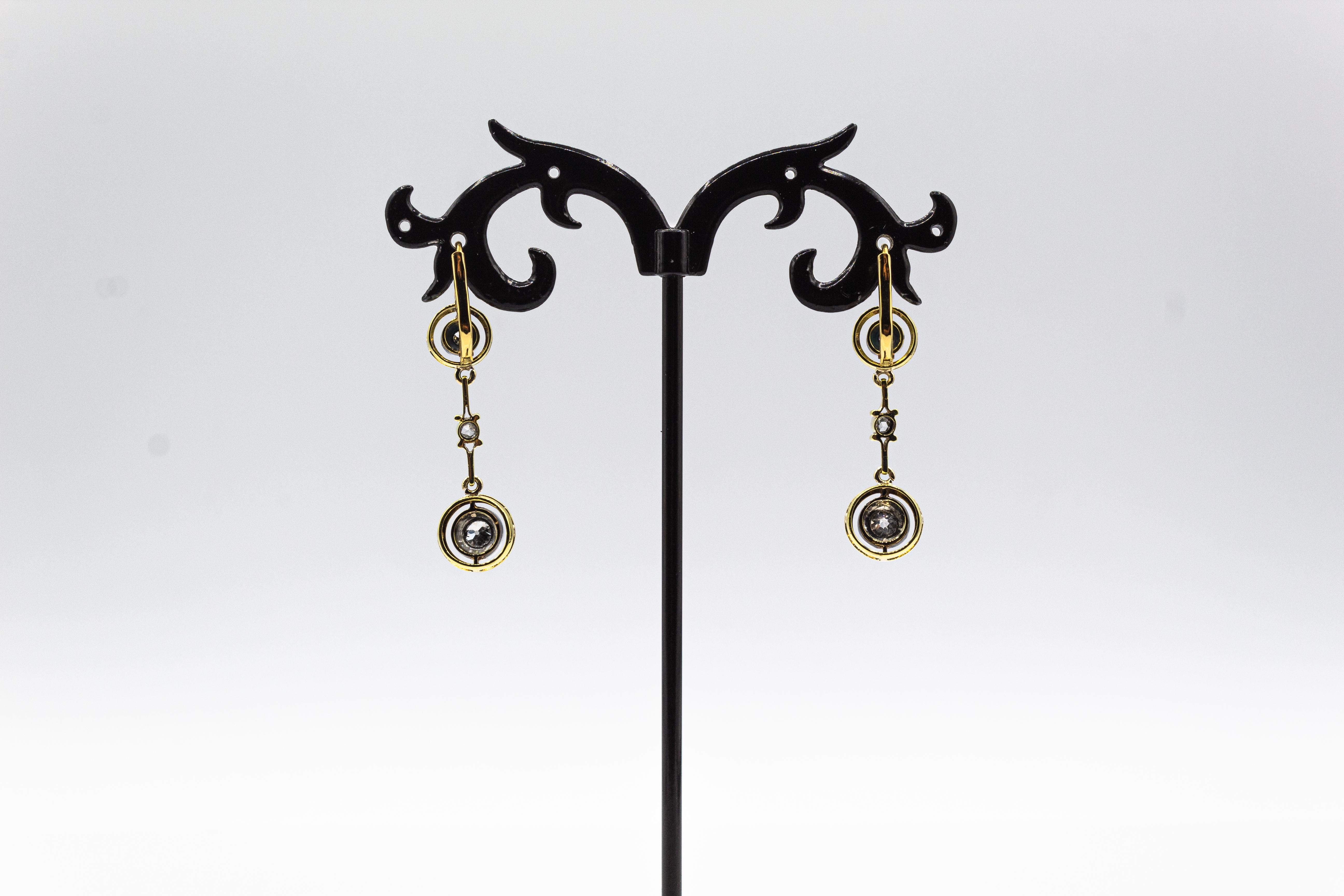 Ohrringe im Art-Déco-Stil mit Klappbrisur mit weißem Diamanten im alteuropäischen Schliff aus Gelbgold für Damen oder Herren im Angebot