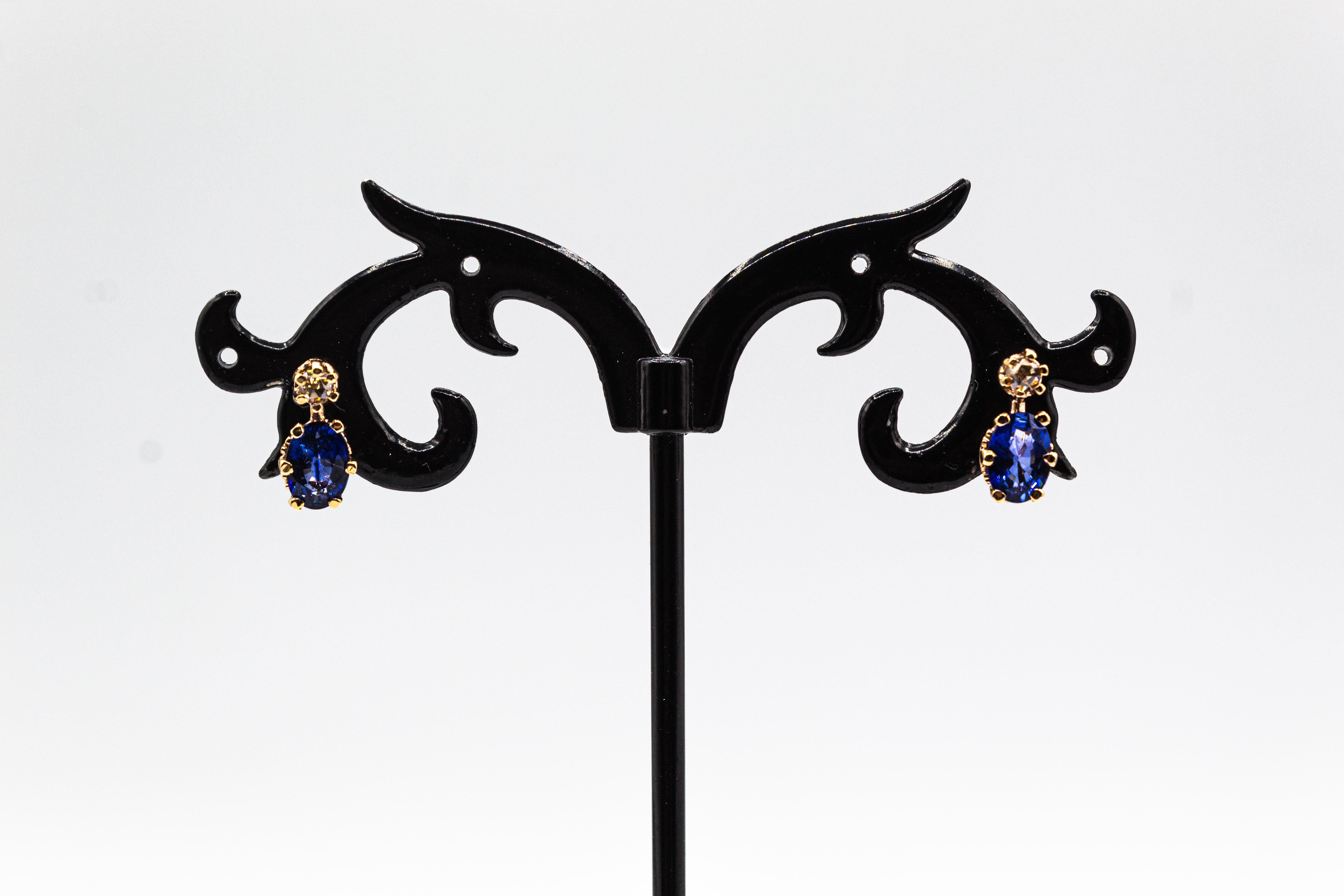 Gelbgold-Ohrhänger im Art-déco-Stil mit weißem Diamanten im Rosenschliff und blauem Saphir im Zustand „Neu“ im Angebot in Naples, IT
