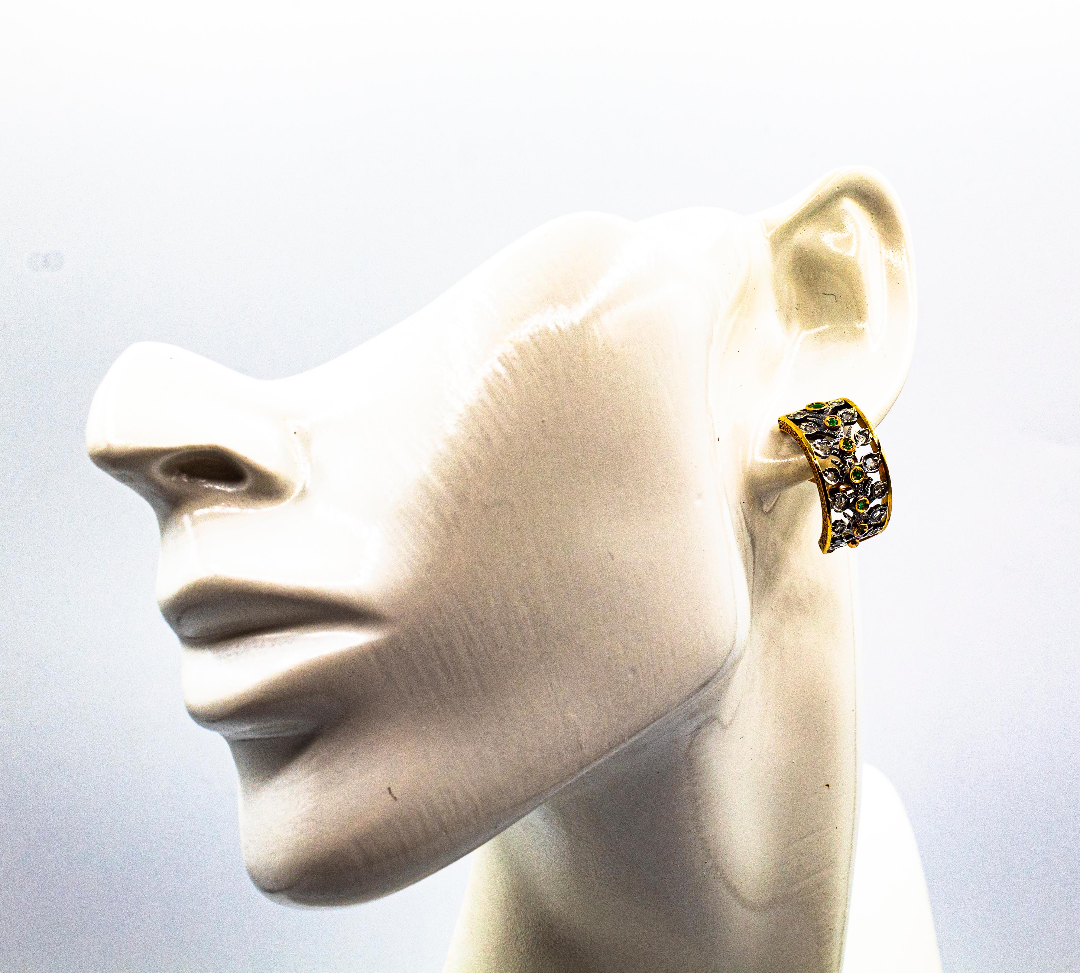 Clips d'oreilles en or jaune de style Art déco avec diamants blancs taille rose et émeraudes en vente 5