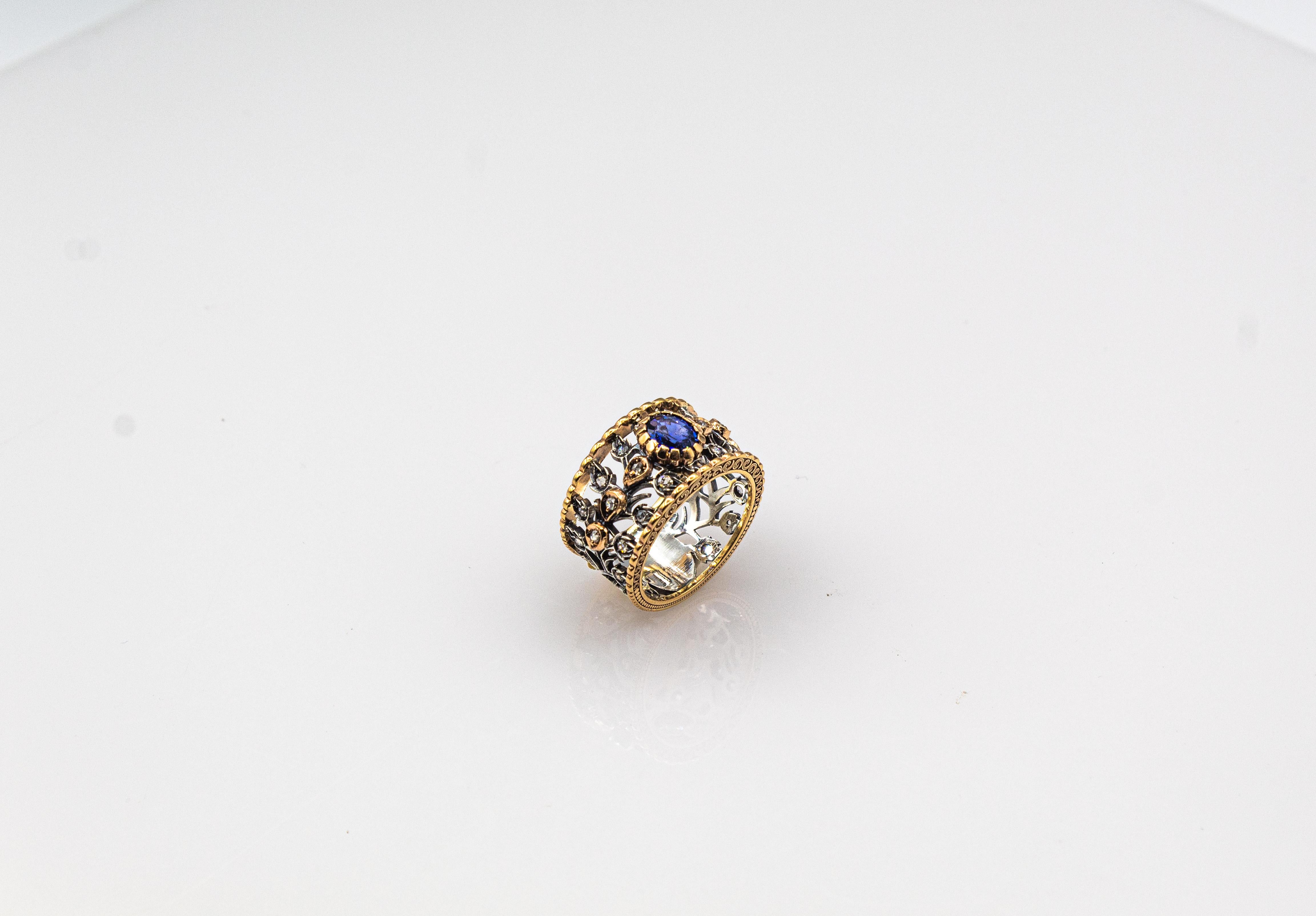 Gelbgoldring im Art-déco-Stil mit weißem Diamanten im Rosenschliff und blauem Saphir im Ovalschliff im Angebot 2