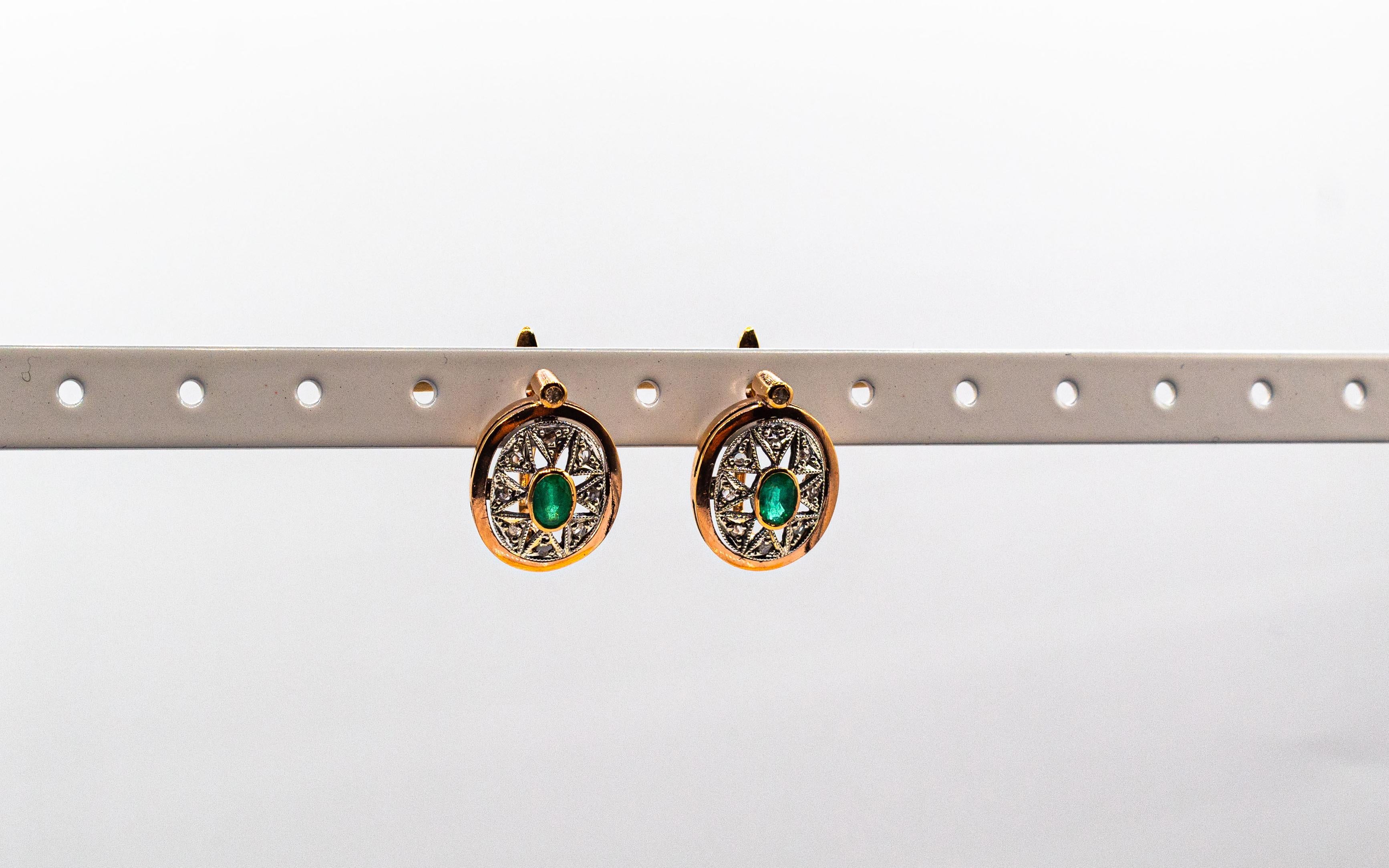 Boucles d'oreilles de style Art déco en or jaune avec diamants blancs taille rose et émeraudes ovales en vente 3
