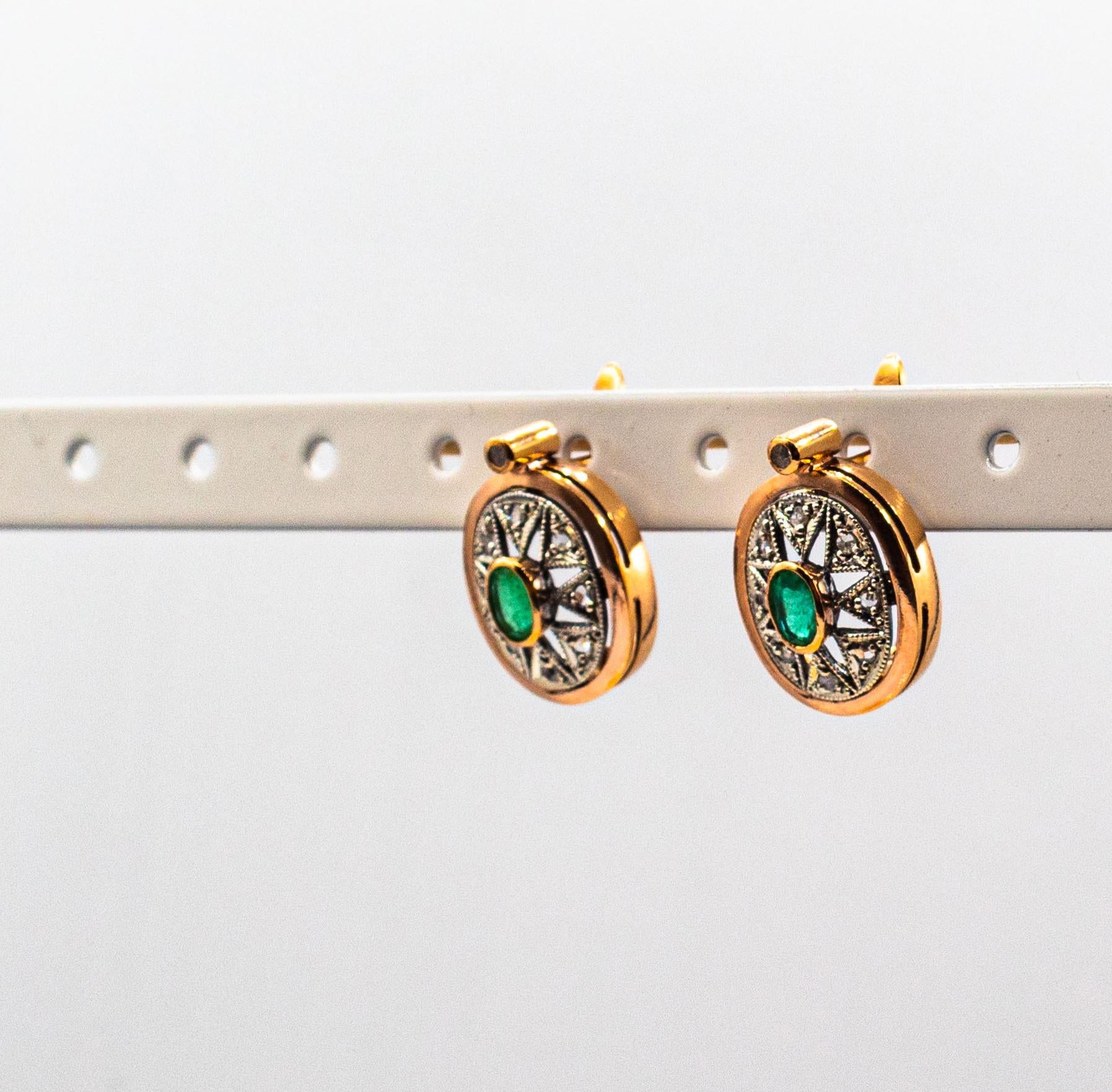 Boucles d'oreilles de style Art déco en or jaune avec diamants blancs taille rose et émeraudes ovales en vente 4