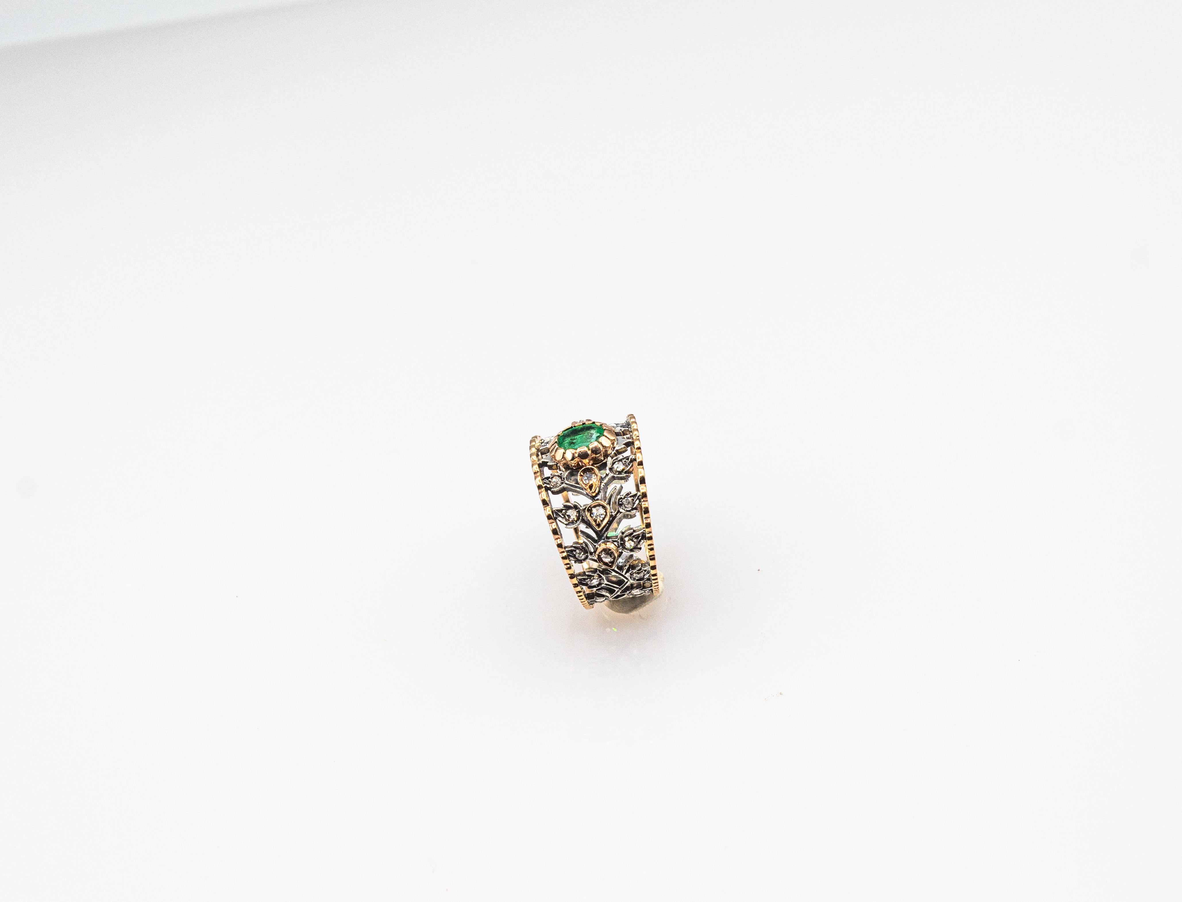 Art déco Bague en or jaune de style Art Déco, diamant blanc taillé en rose, émeraude taillée en ovale en vente