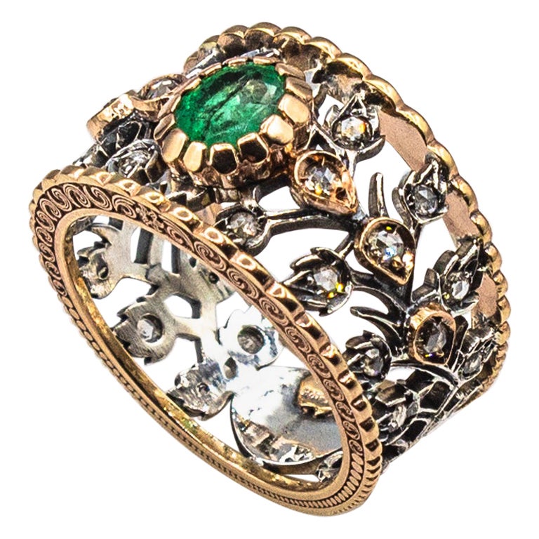Anillo de Oro Amarillo Estilo Art Decó Diamante Blanco Corte Rosa Corte Oval Esmeralda