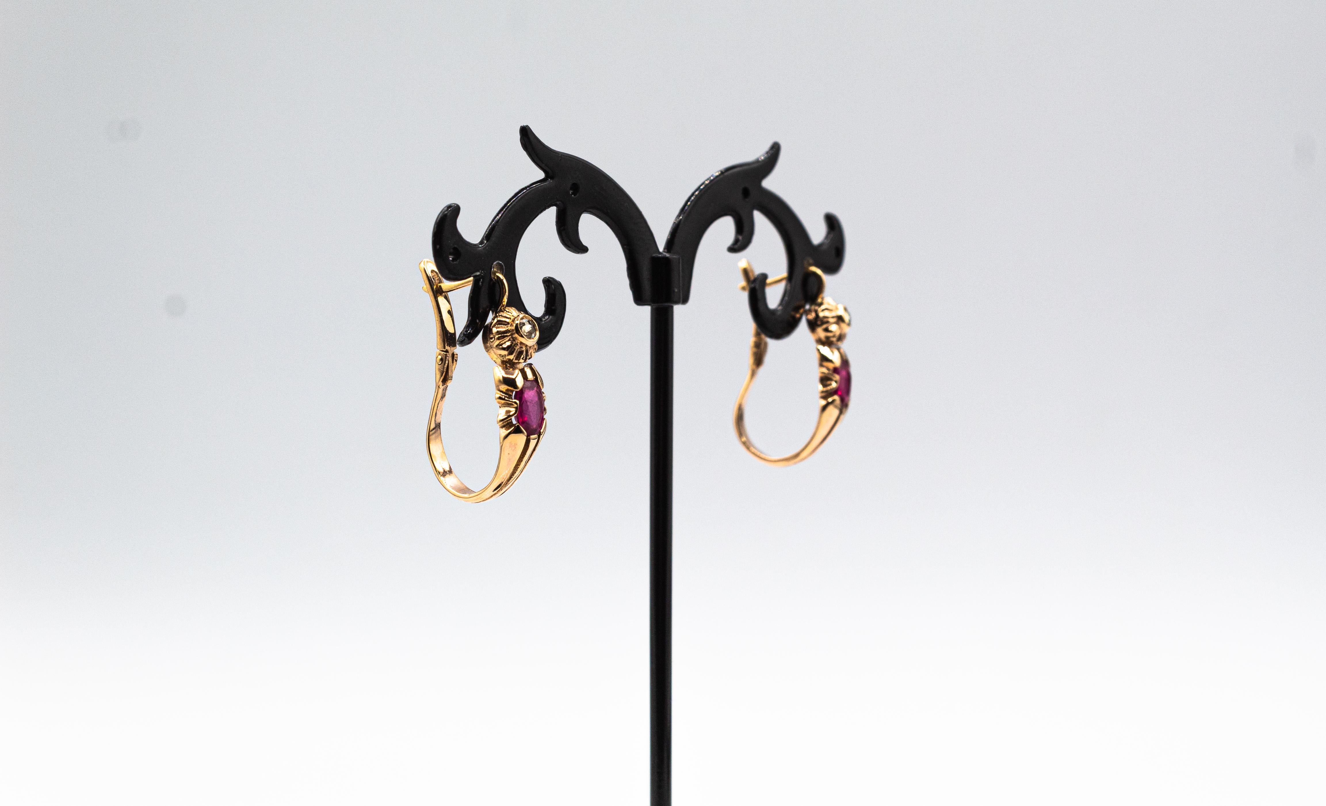 Pendants d'oreilles de style Art déco en or jaune avec diamants blancs taille rose et rubis taille ovale en vente 9