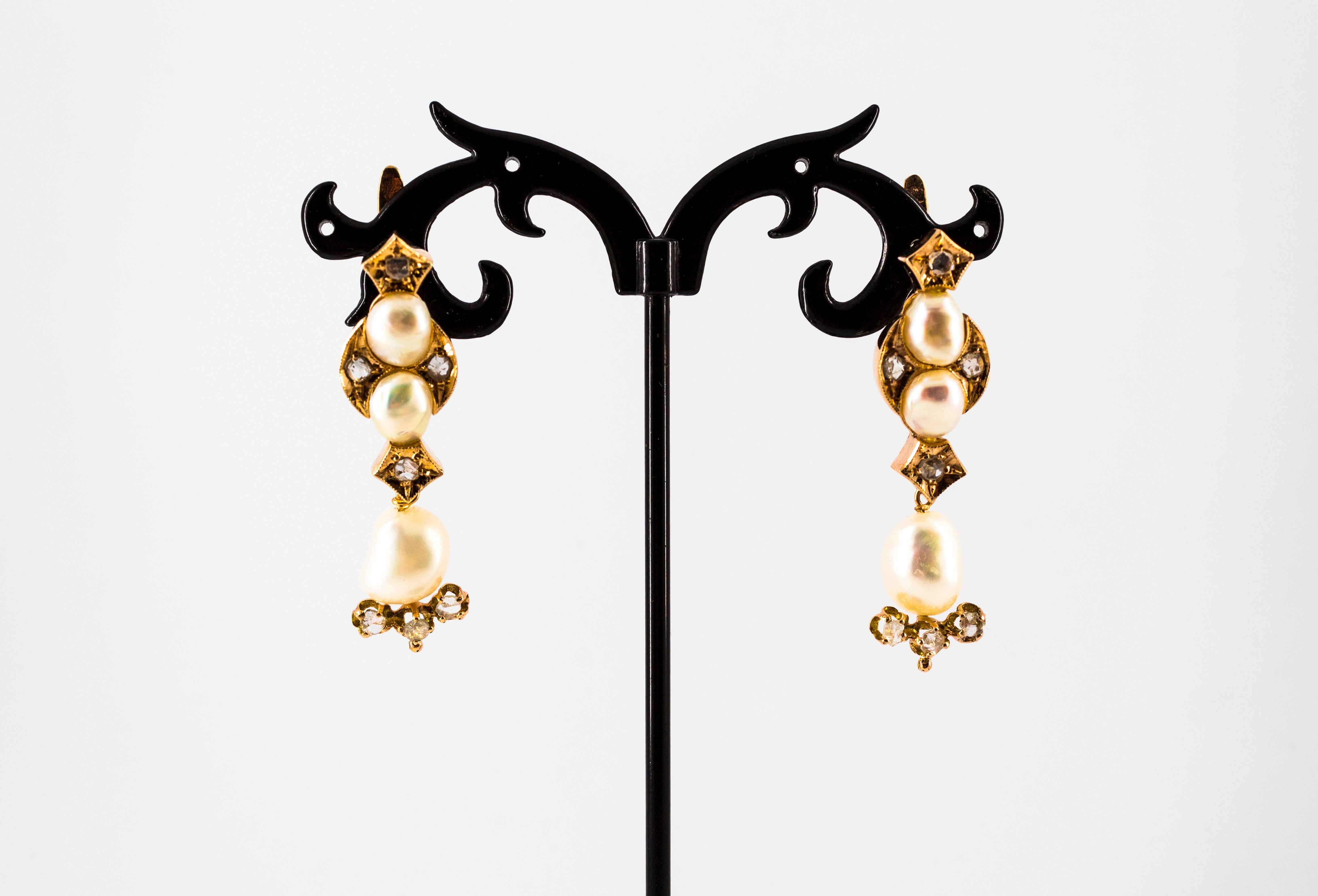 Klappbrisur-Tropfen-Ohrringe im Art-déco-Stil aus Gelbgold mit weißem Diamanten im Rosenschliff und Perlen im Angebot 2