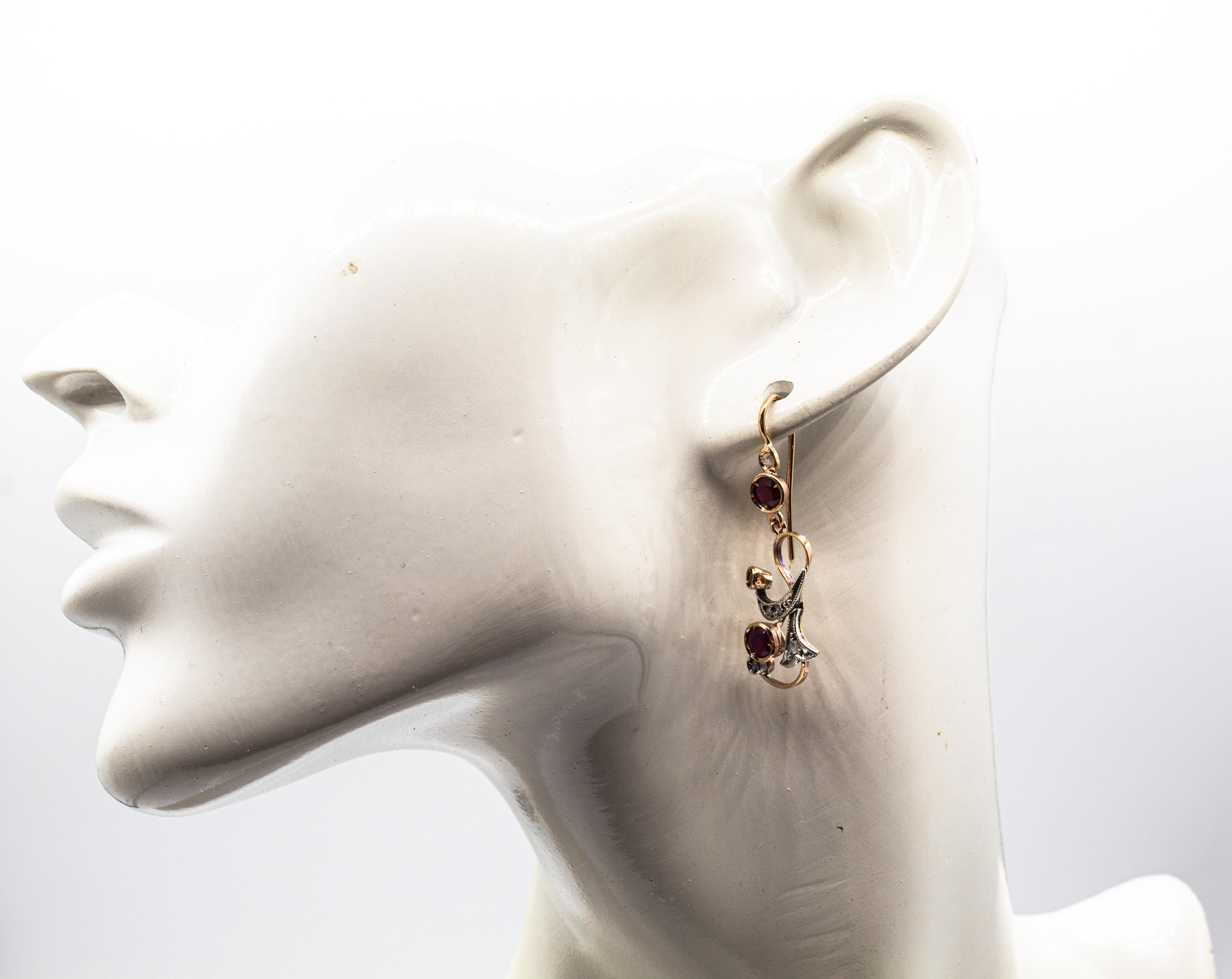Boucles d'oreilles pendantes de style Art déco en or jaune avec diamants blancs taille rose et rubis en vente 9
