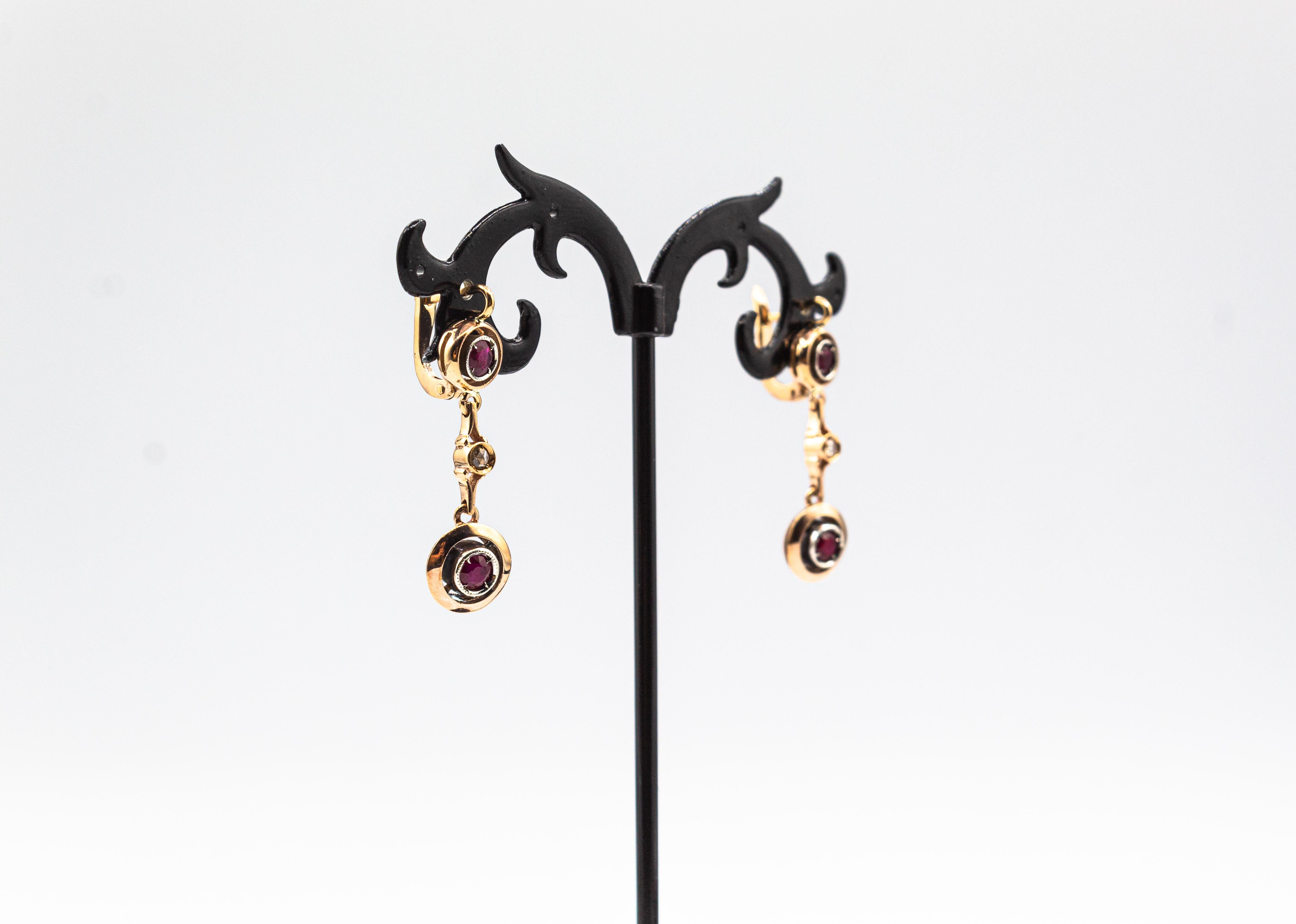Taille ronde Style Art Déco  Boucles d'oreilles à levier en or jaune avec diamant blanc taillé en rose et rubis en vente