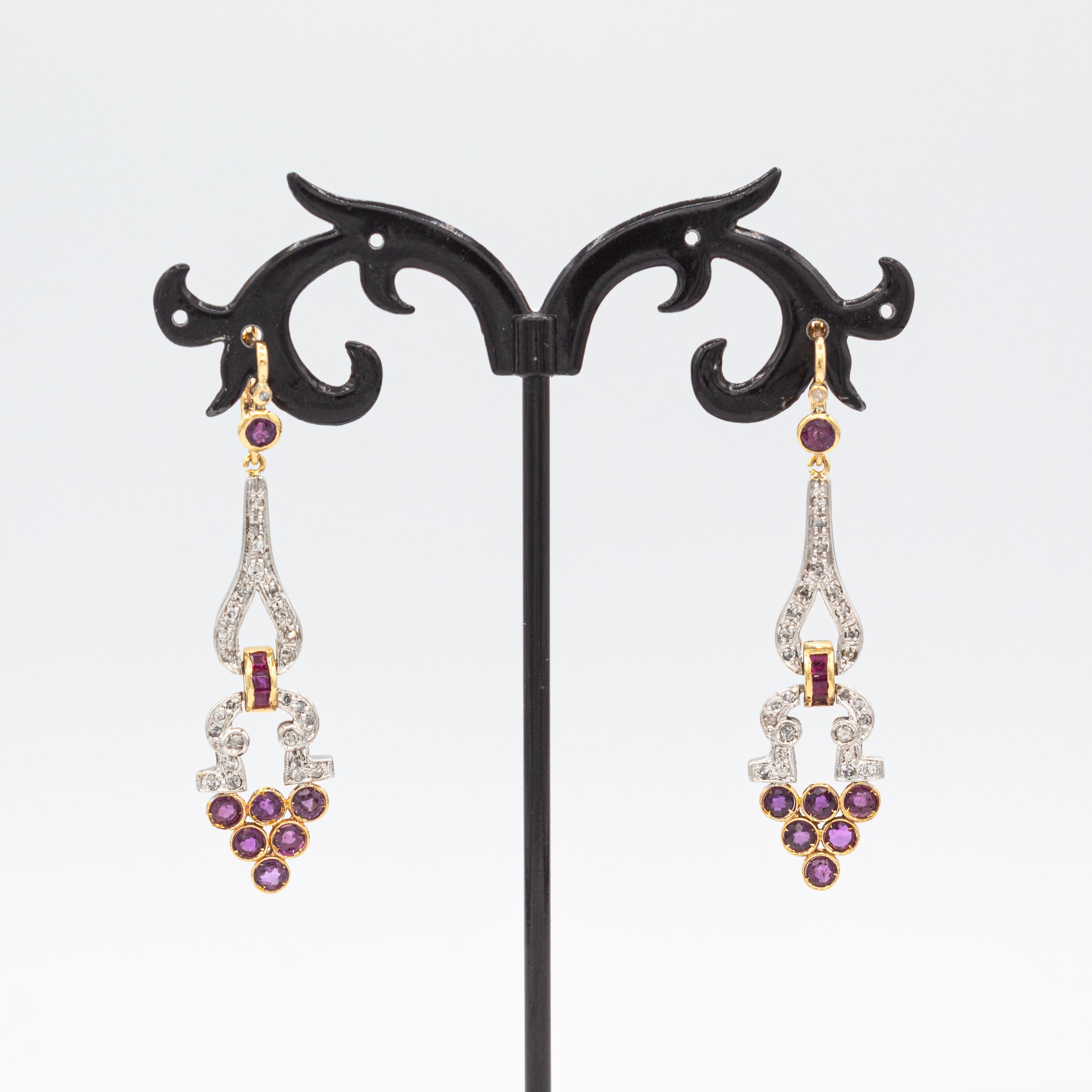 For any problems related to some materials contained in the items that do not allow shipping, please contact the seller with a private message to solve the problem.
We can ship every piece of our 1stdibs catalog worldwide.

These Earrings are made