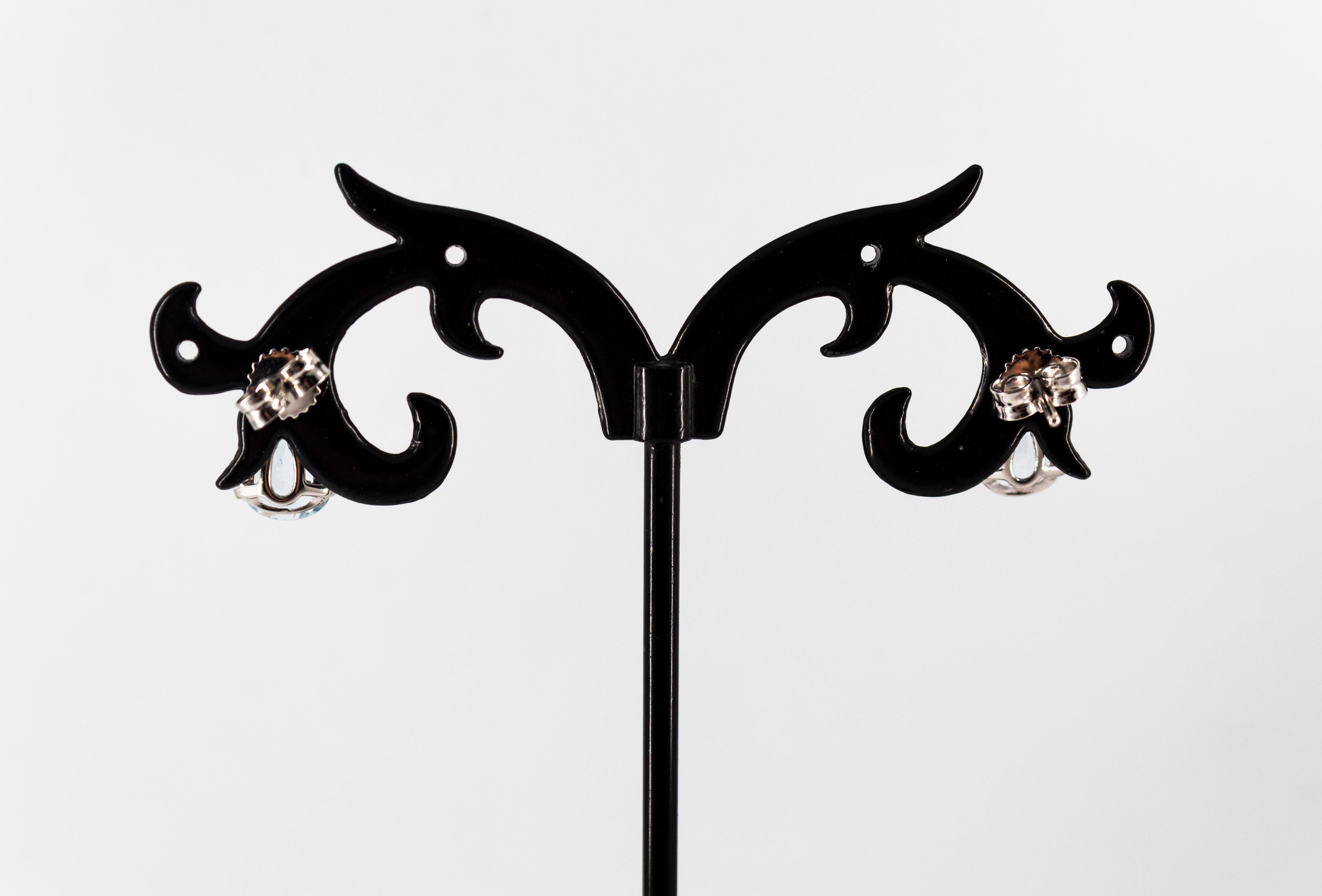 Clous d'oreilles de style Art déco en or blanc avec zircon blanc taille poire et aigue-marine Unisexe en vente