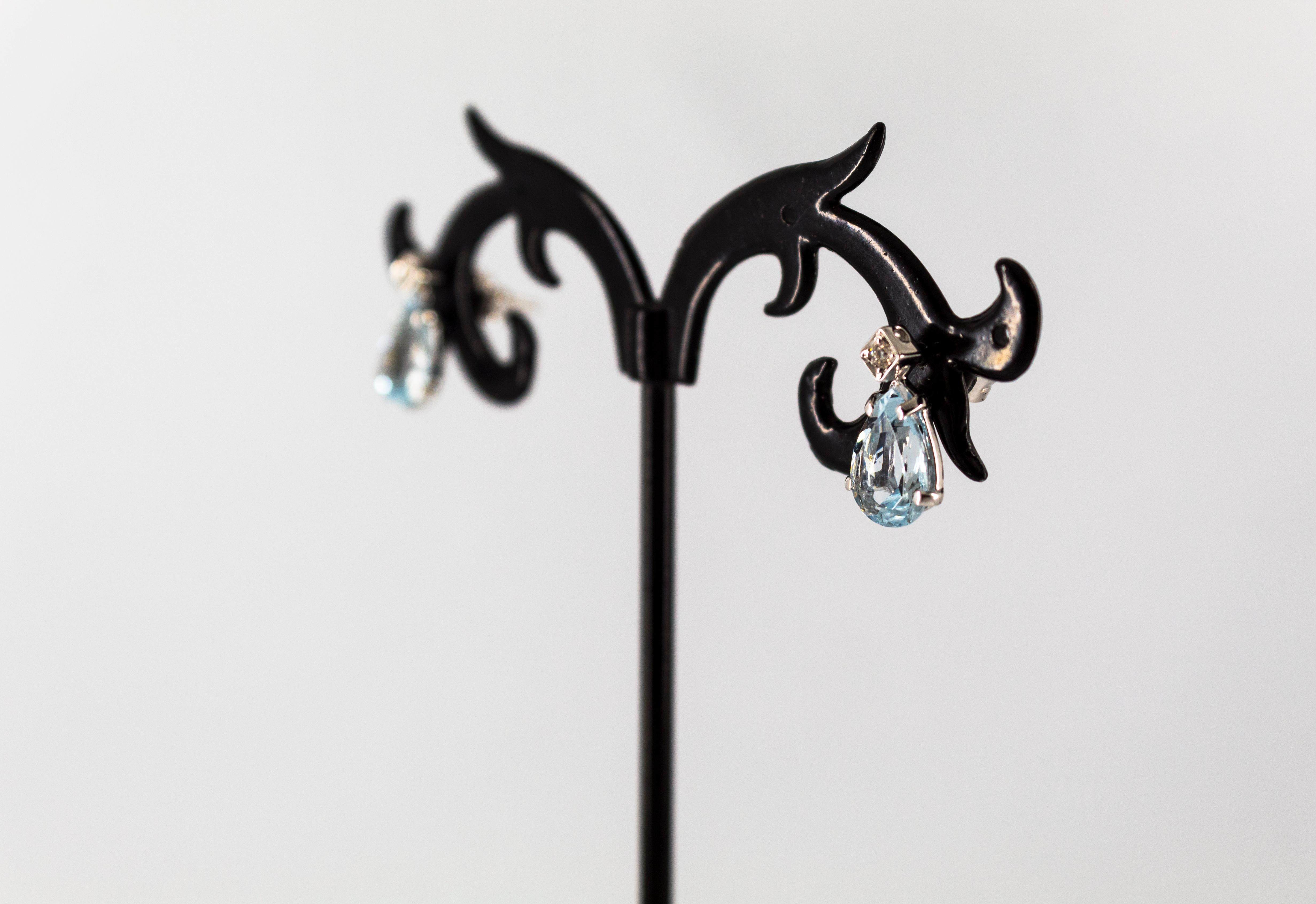Clous d'oreilles de style Art déco en or blanc avec zircon blanc taille poire et aigue-marine en vente 1