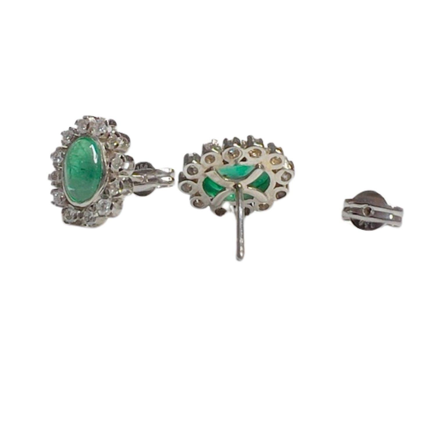 Art Deco Style with Diamonds and Emerald Platinum Rosette Ear For Sale 1