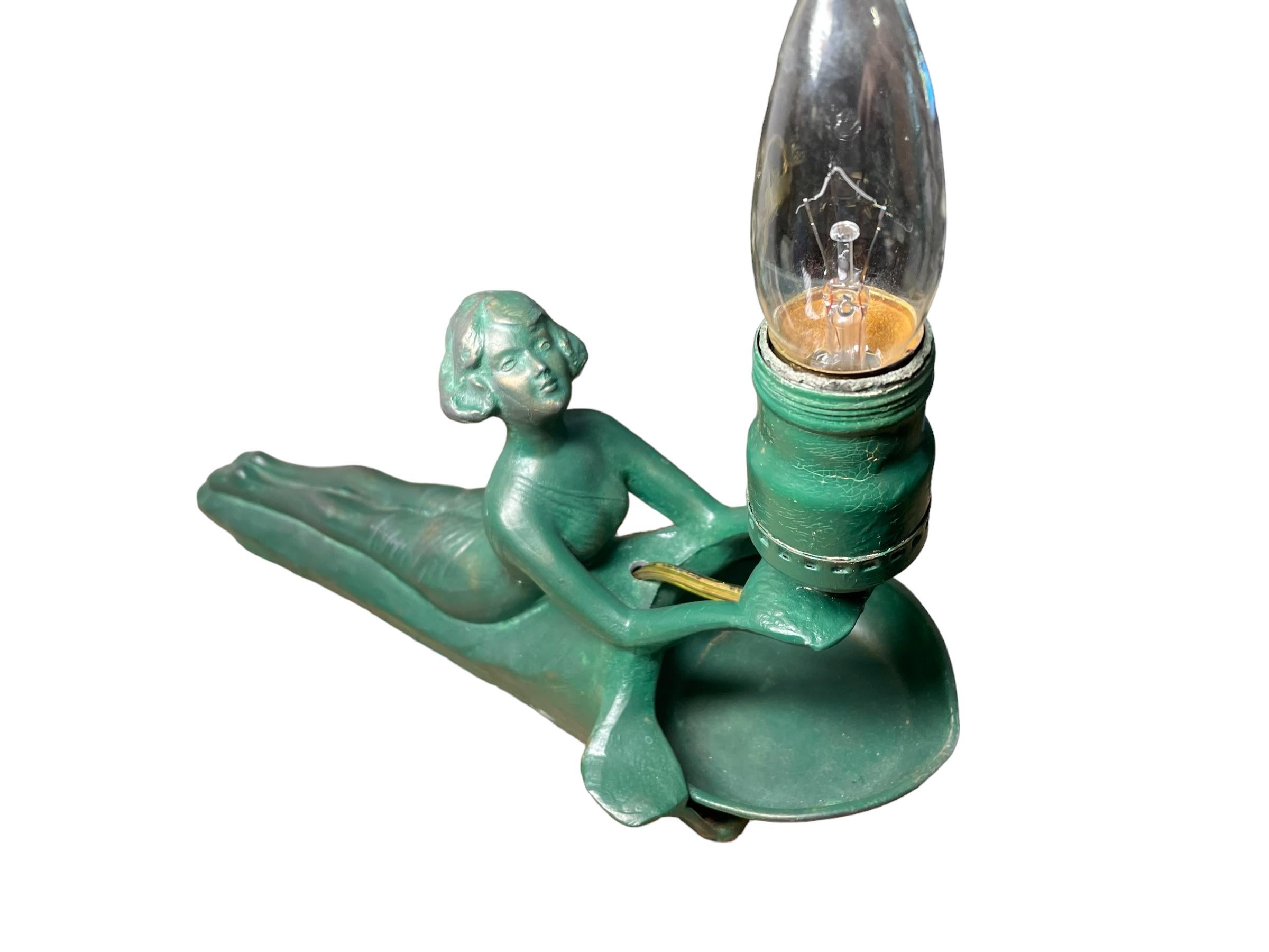 Art Deco Style Woman Dancer/Nymph Metal Lamp / Ring Dish In Good Condition For Sale In Guaynabo, PR