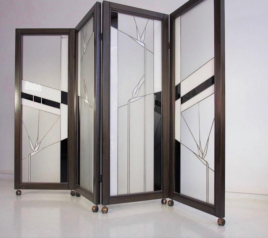 Art Deco Style Wood and Leaded Glass Folding Screen In Good Condition For Sale In Madrid, ES