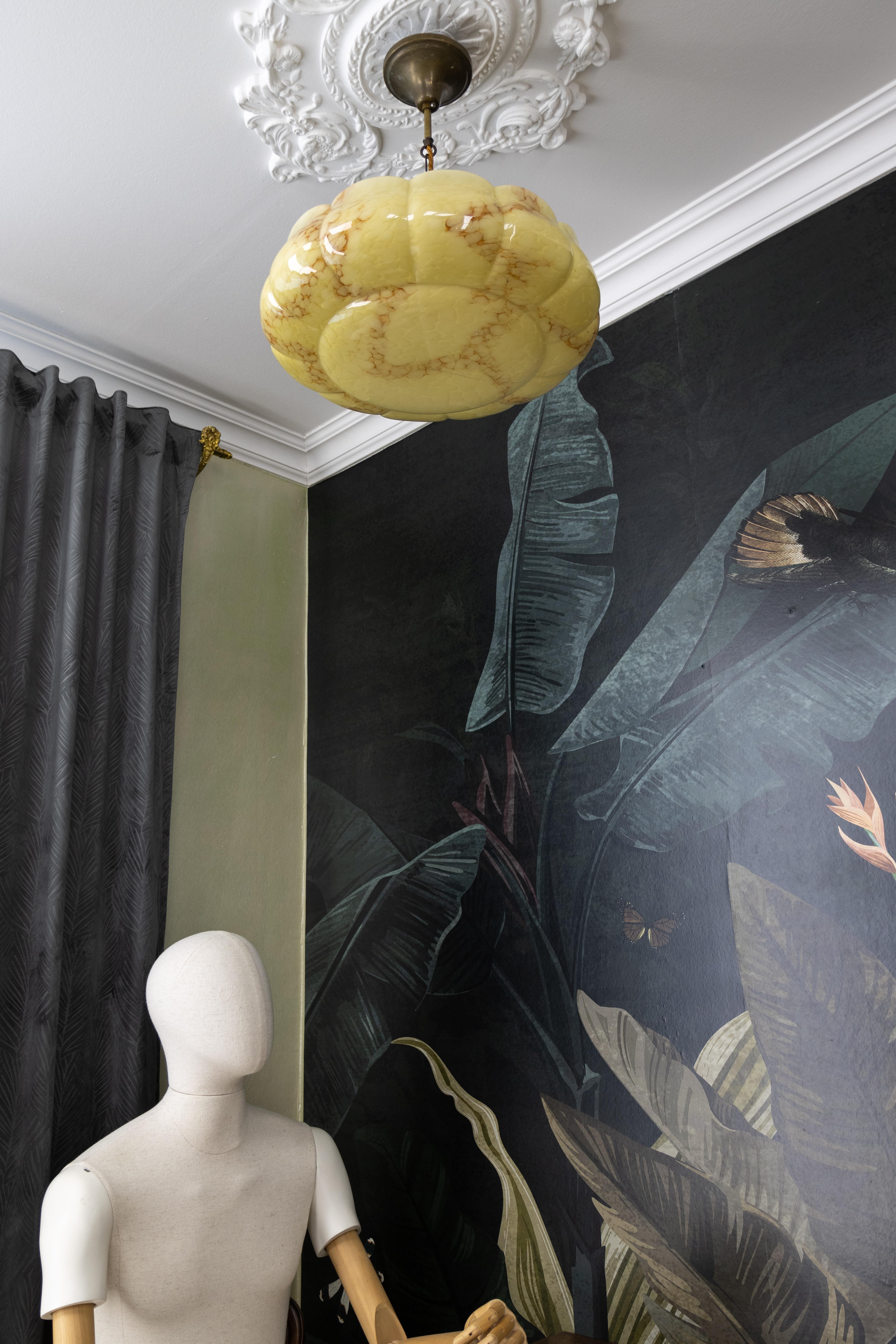 Art Deco Style Yellow and Beige Marbled Glass Pendant Light, Germany, 1950s For Sale 7