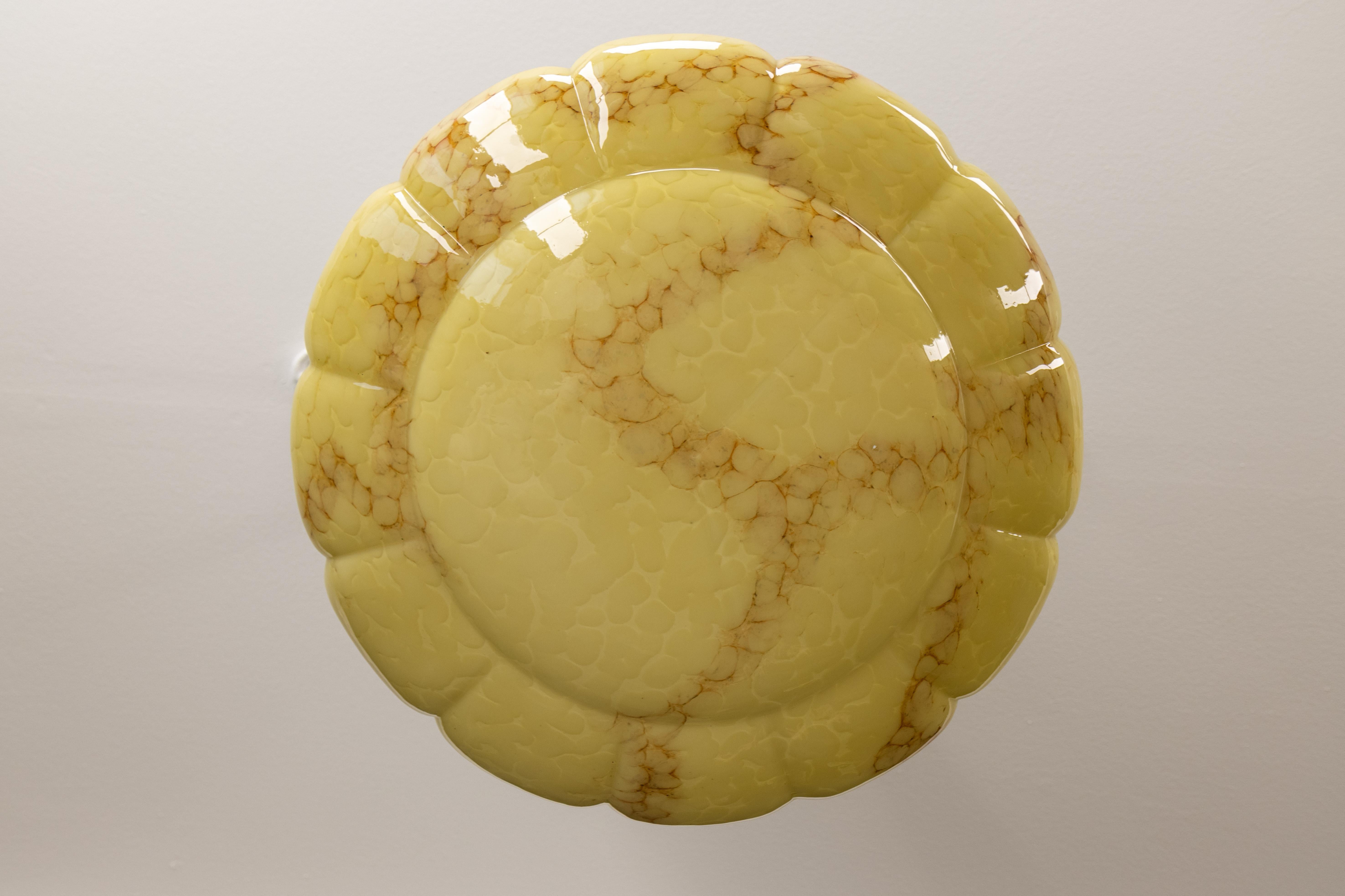 Art Deco Style Yellow and Beige Marbled Glass Pendant Light, Germany, 1950s For Sale 1