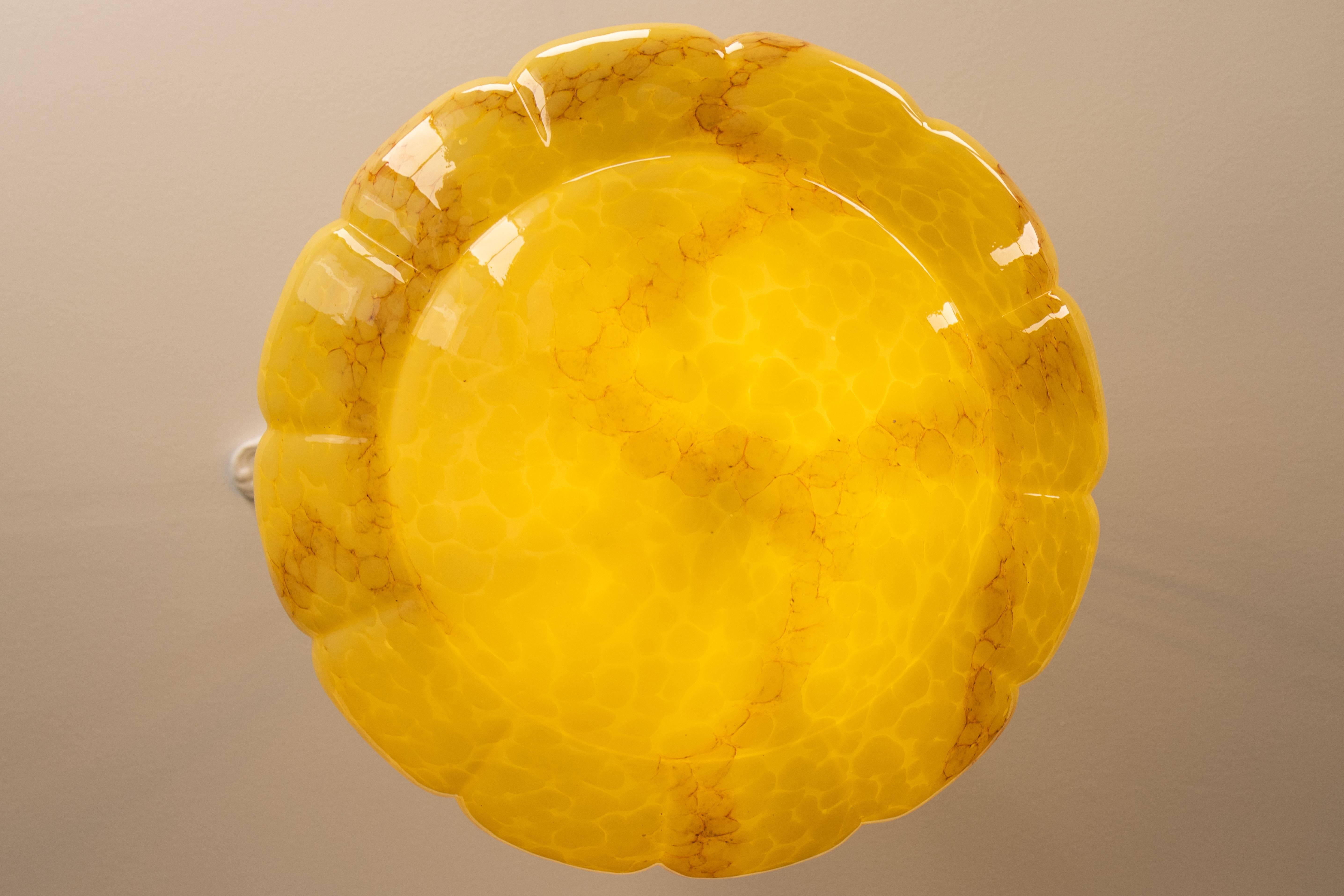 Art Deco Style Yellow and Beige Marbled Glass Pendant Light, Germany, 1950s For Sale 2