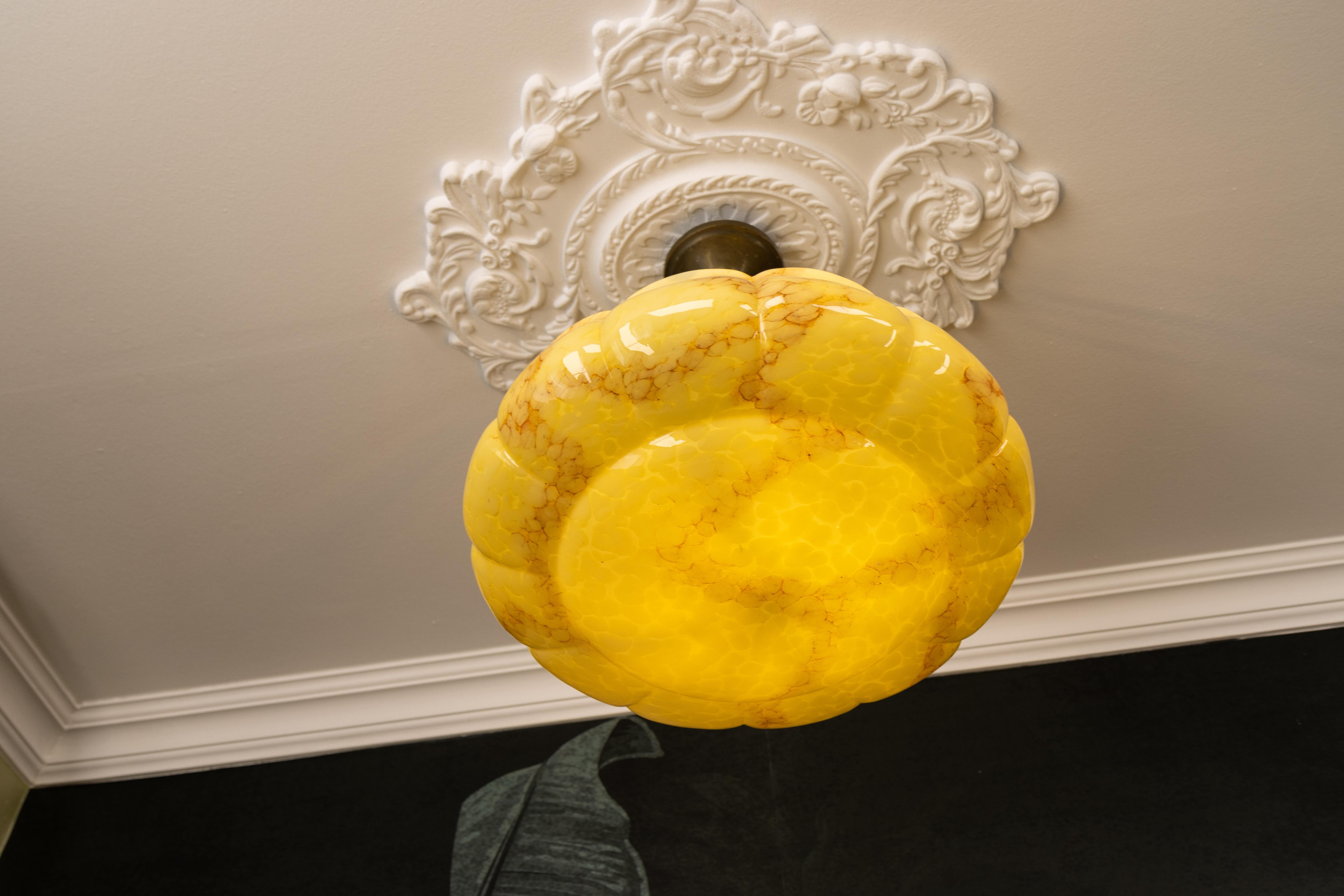 Art Deco Style Yellow and Beige Marbled Glass Pendant Light, Germany, 1950s For Sale 3